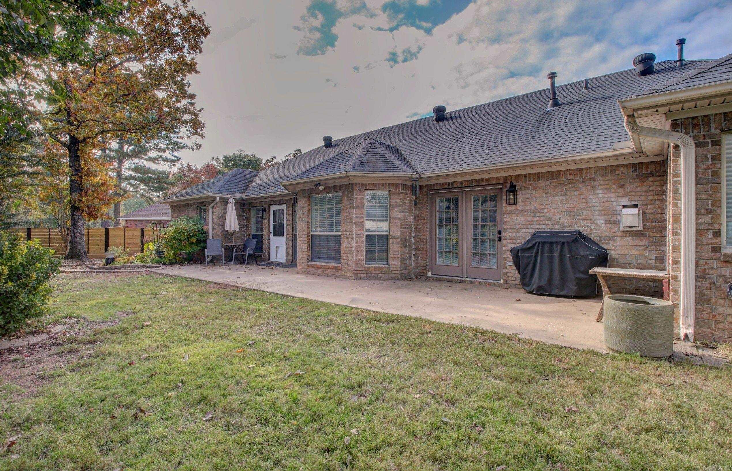 223 Chantilly Circle  Maumelle, AR