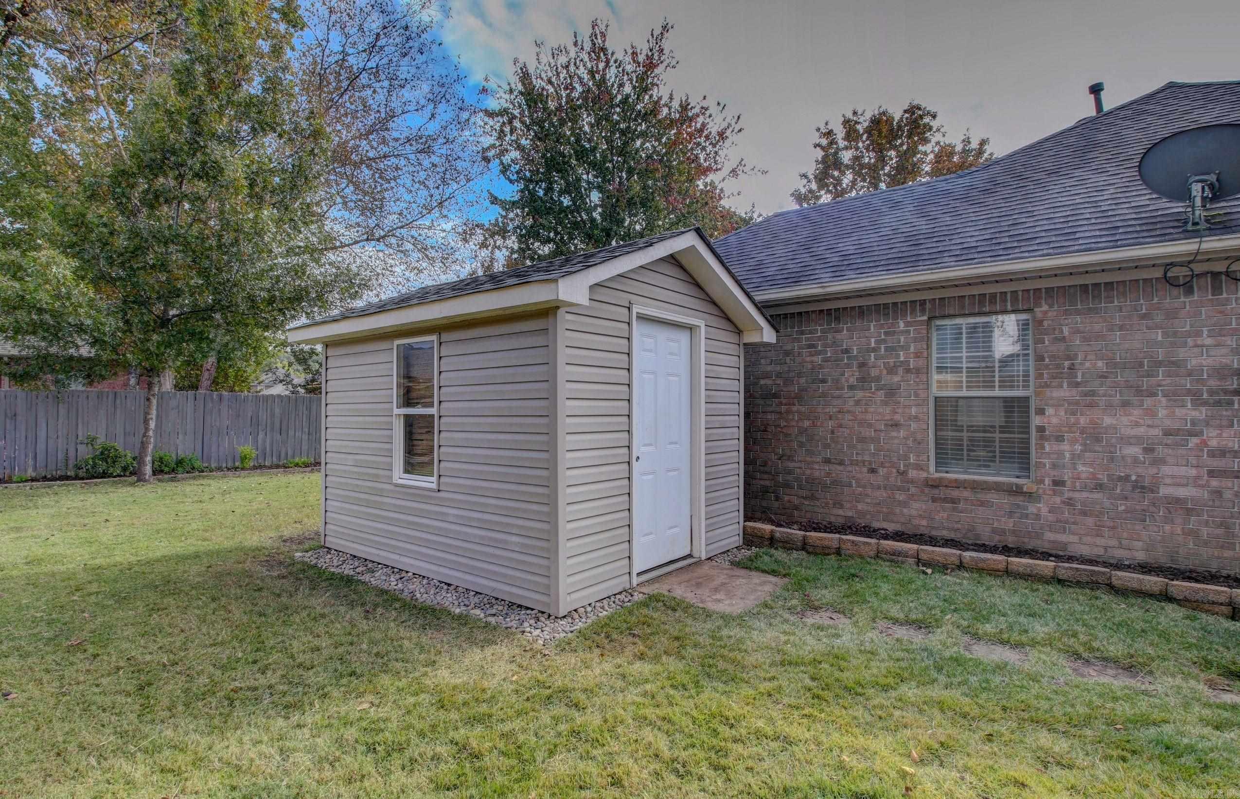 223 Chantilly Circle  Maumelle, AR