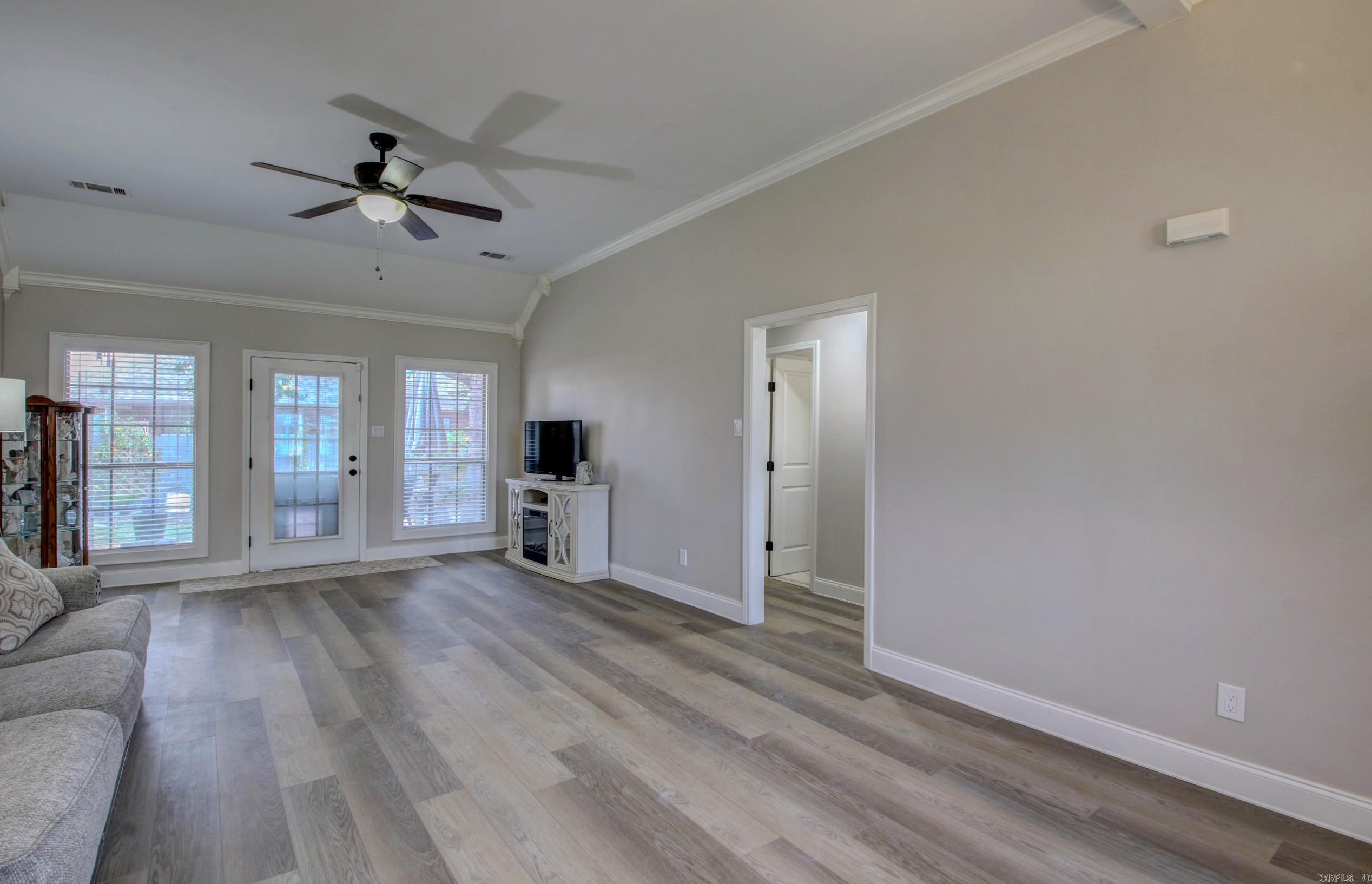 223 Chantilly Circle  Maumelle, AR