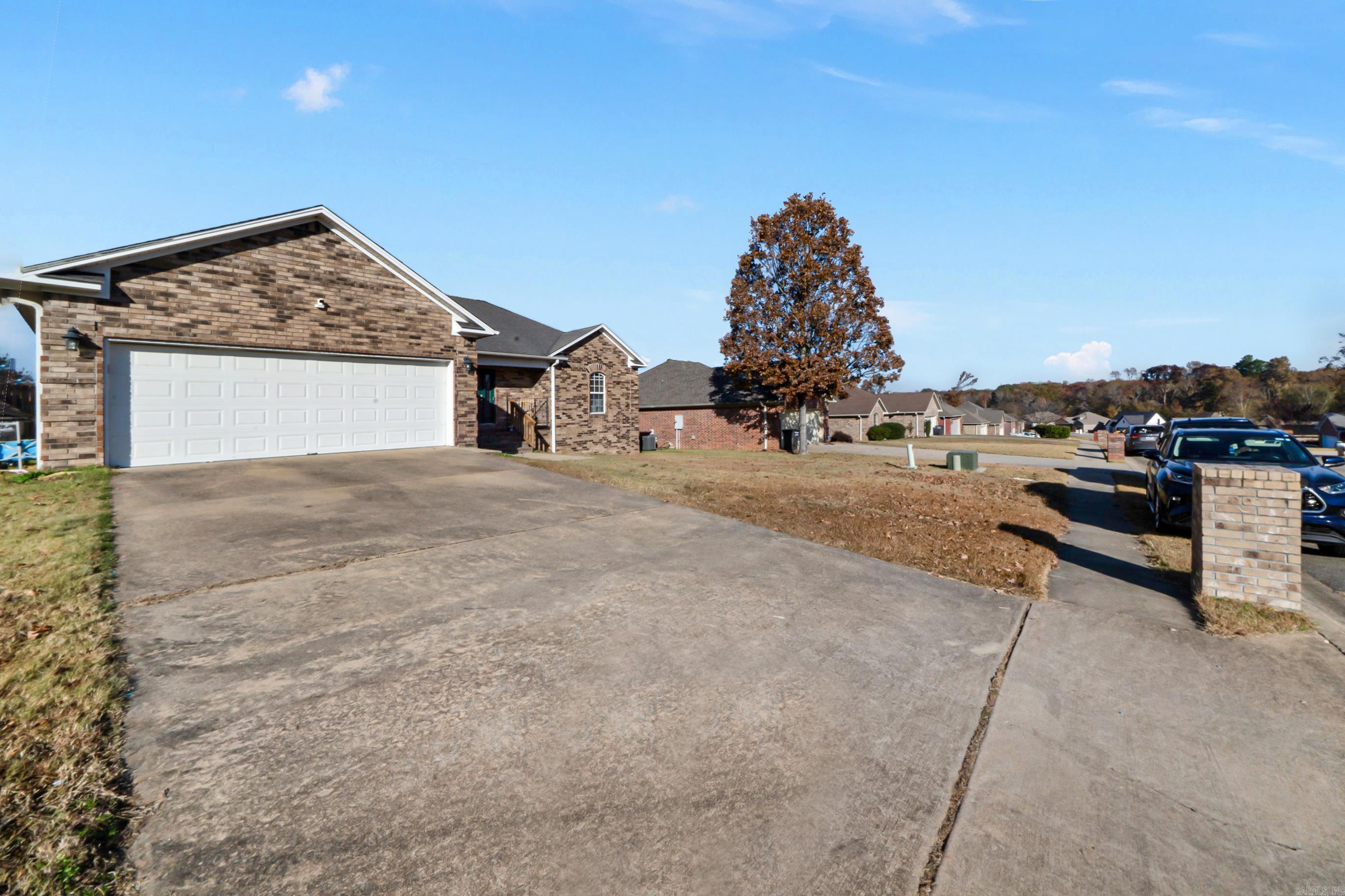 5609 Aviator Dr Jacksonville, AR 72076