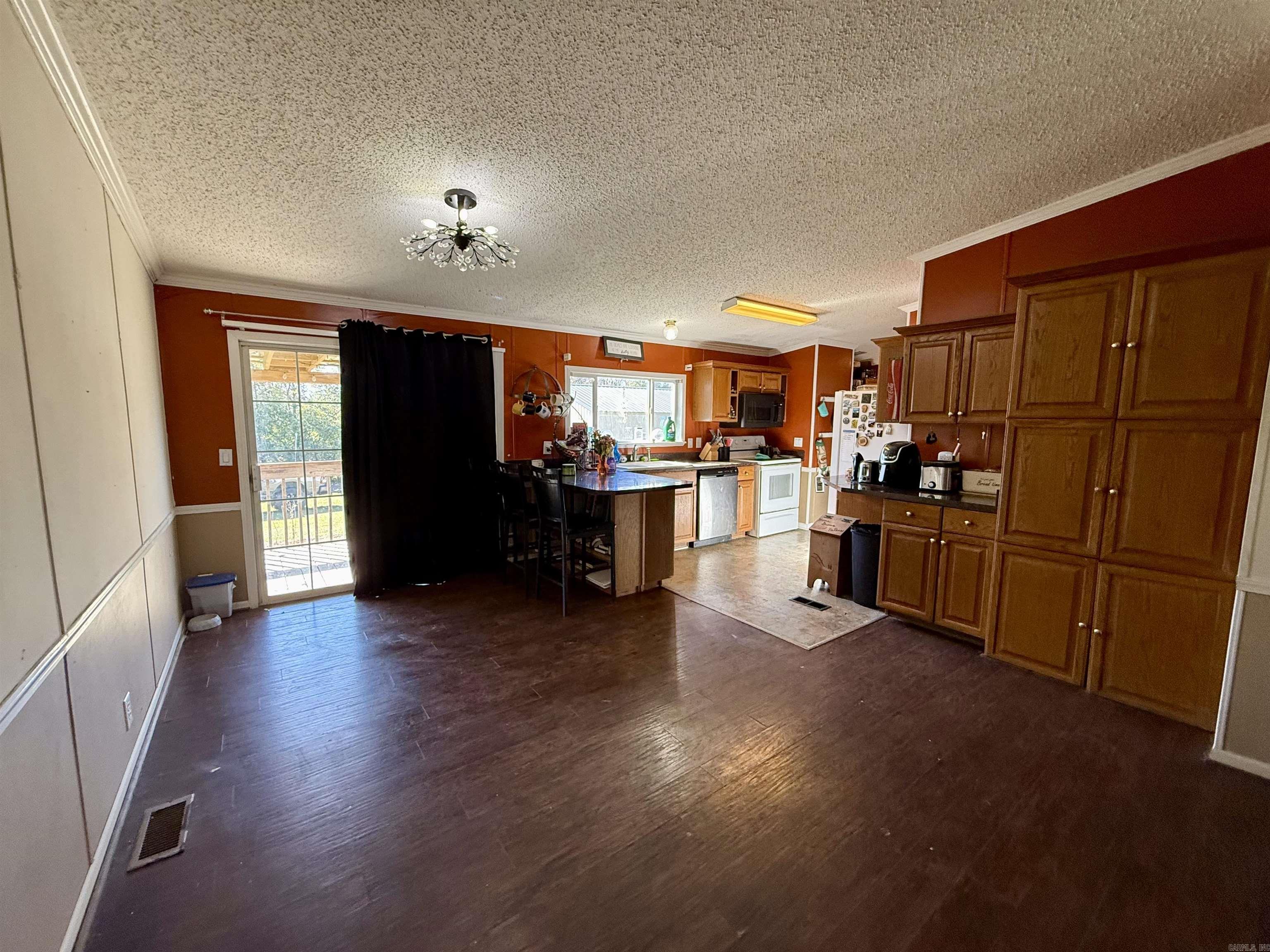 4260 Midway  Donaldson, AR