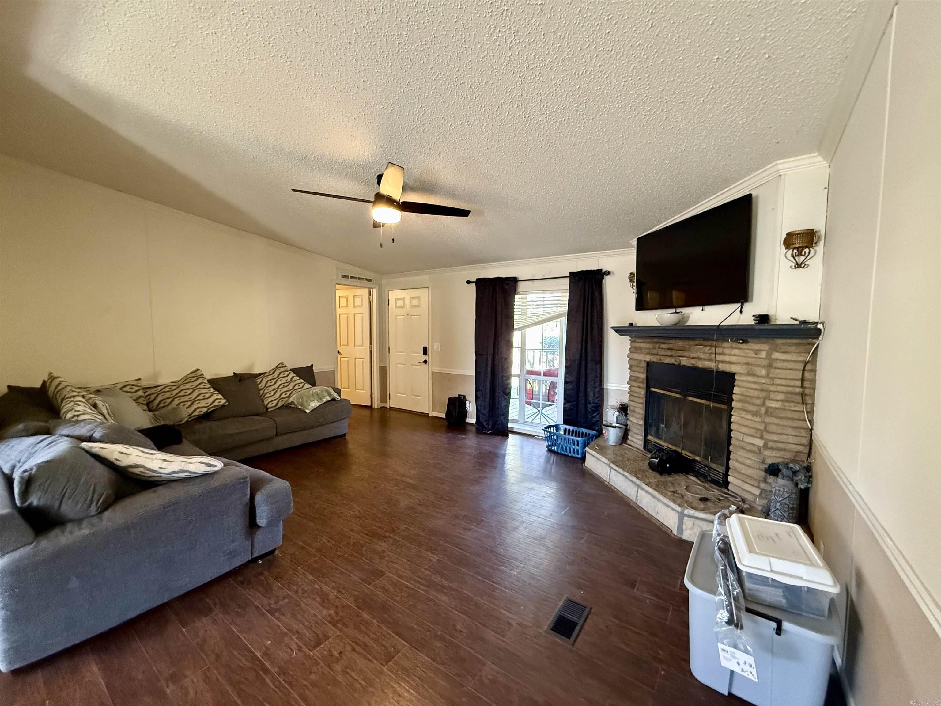 4260 Midway  Donaldson, AR