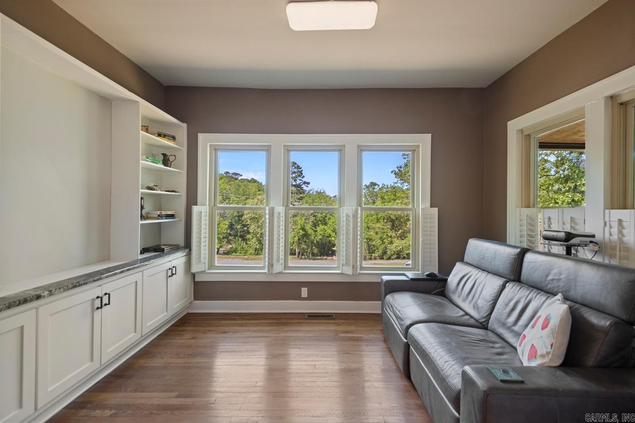 4001 Cedar Hill Rd Little Rock, AR 72205