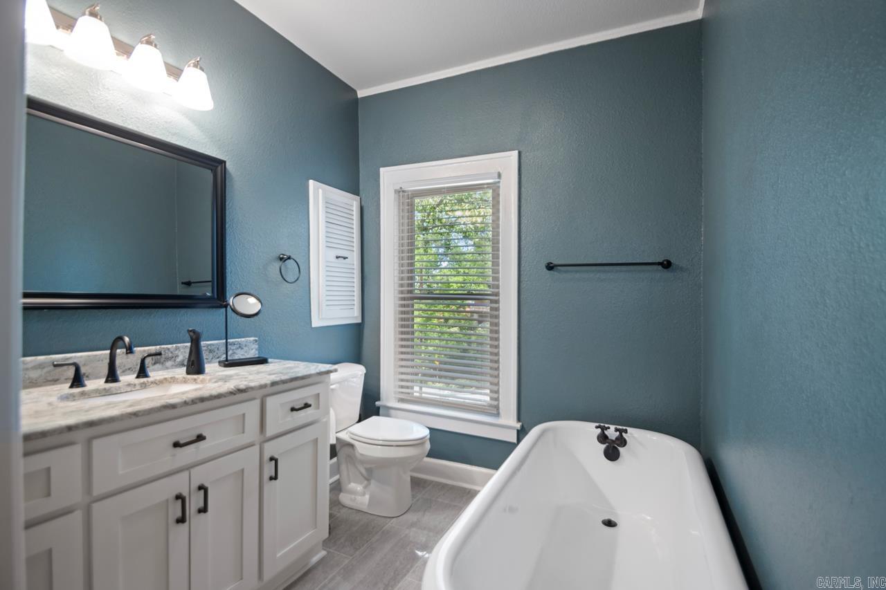 4001 Cedar Hill Rd Little Rock, AR 72205