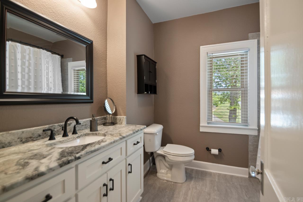 4001 Cedar Hill Rd Little Rock, AR 72205