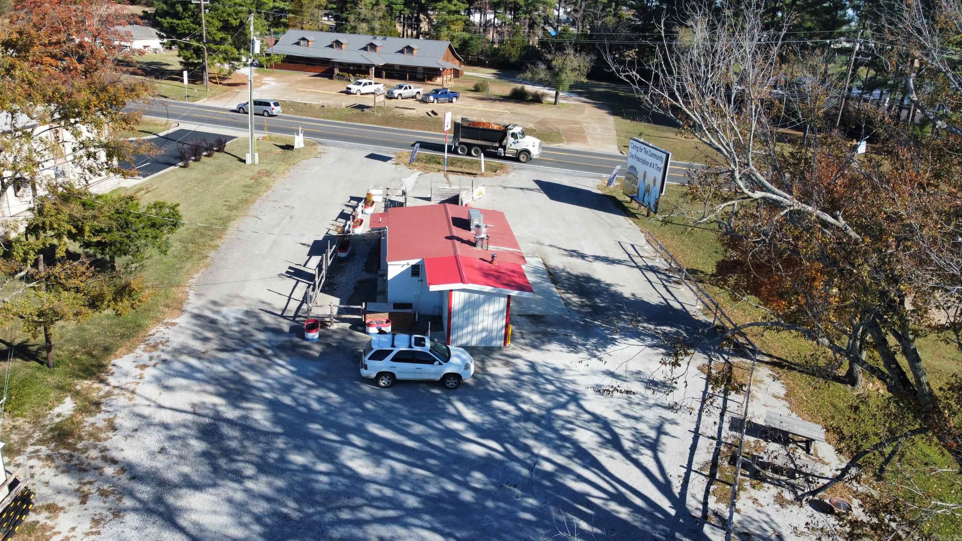 1809 E Main Street  Mountain View, AR