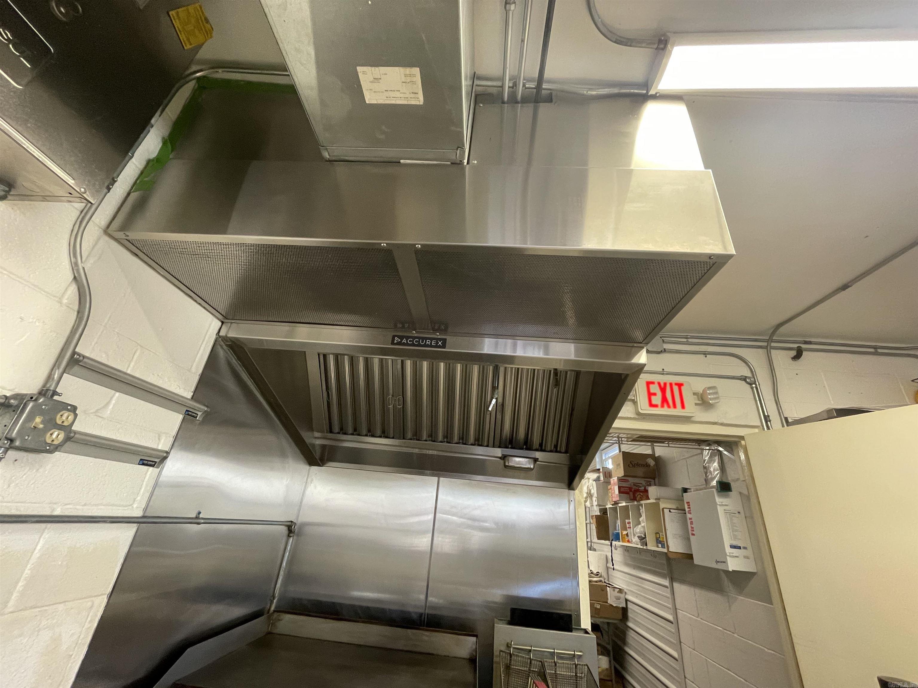 1809 E Main Street  Mountain View, AR