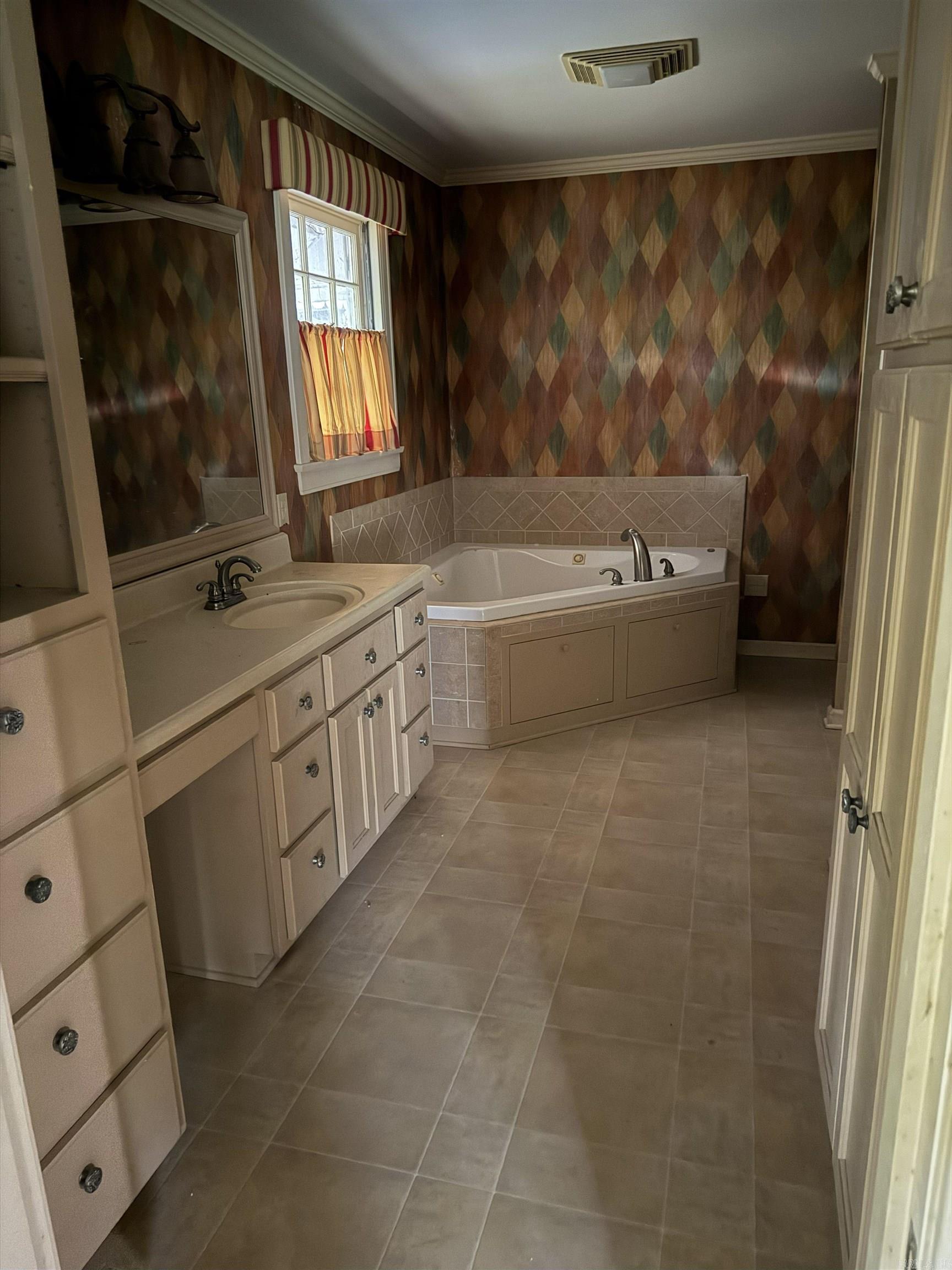 403 W Union  Monticello, AR