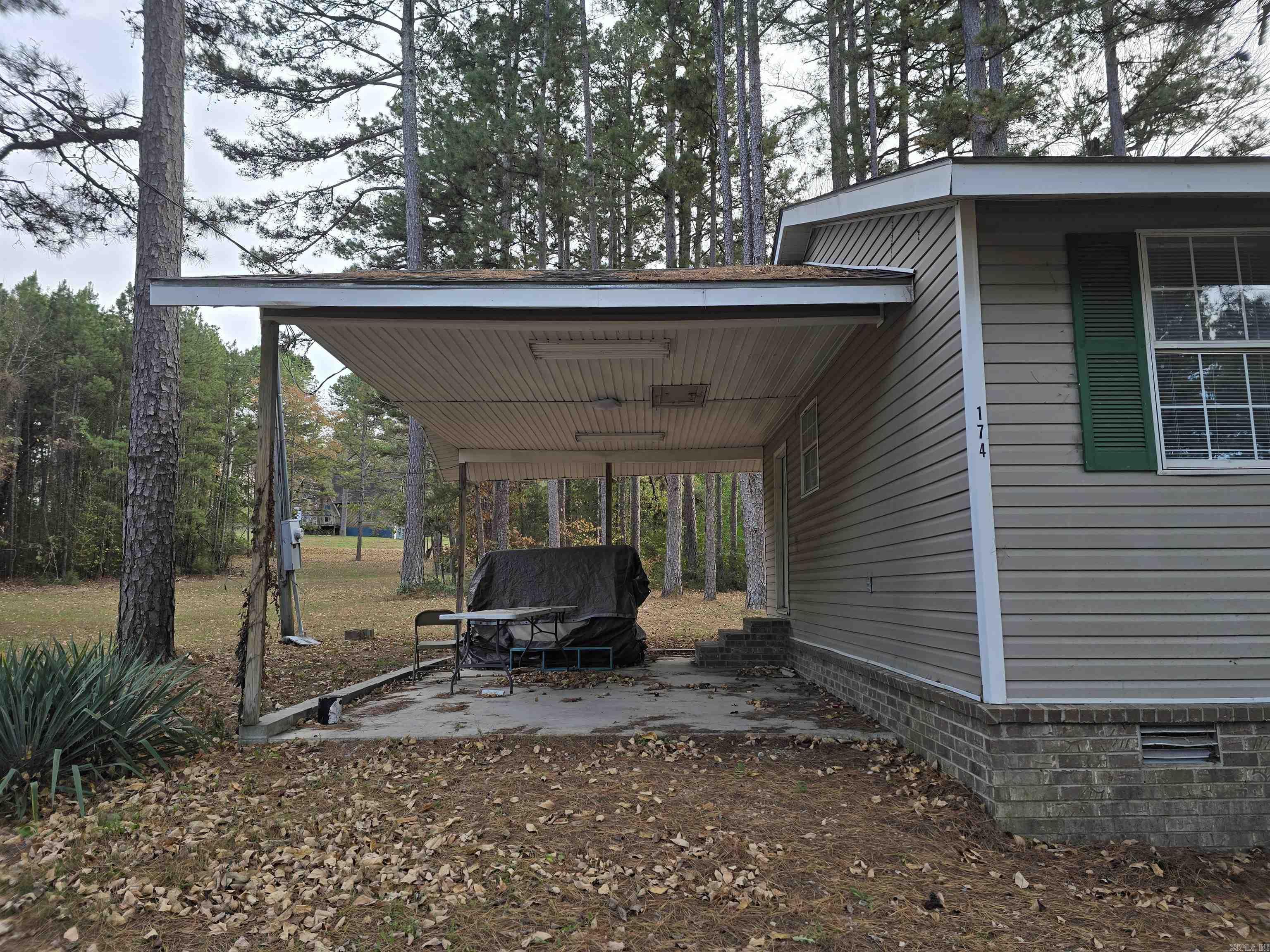 174 AR 9 Spur  Melbourne, AR