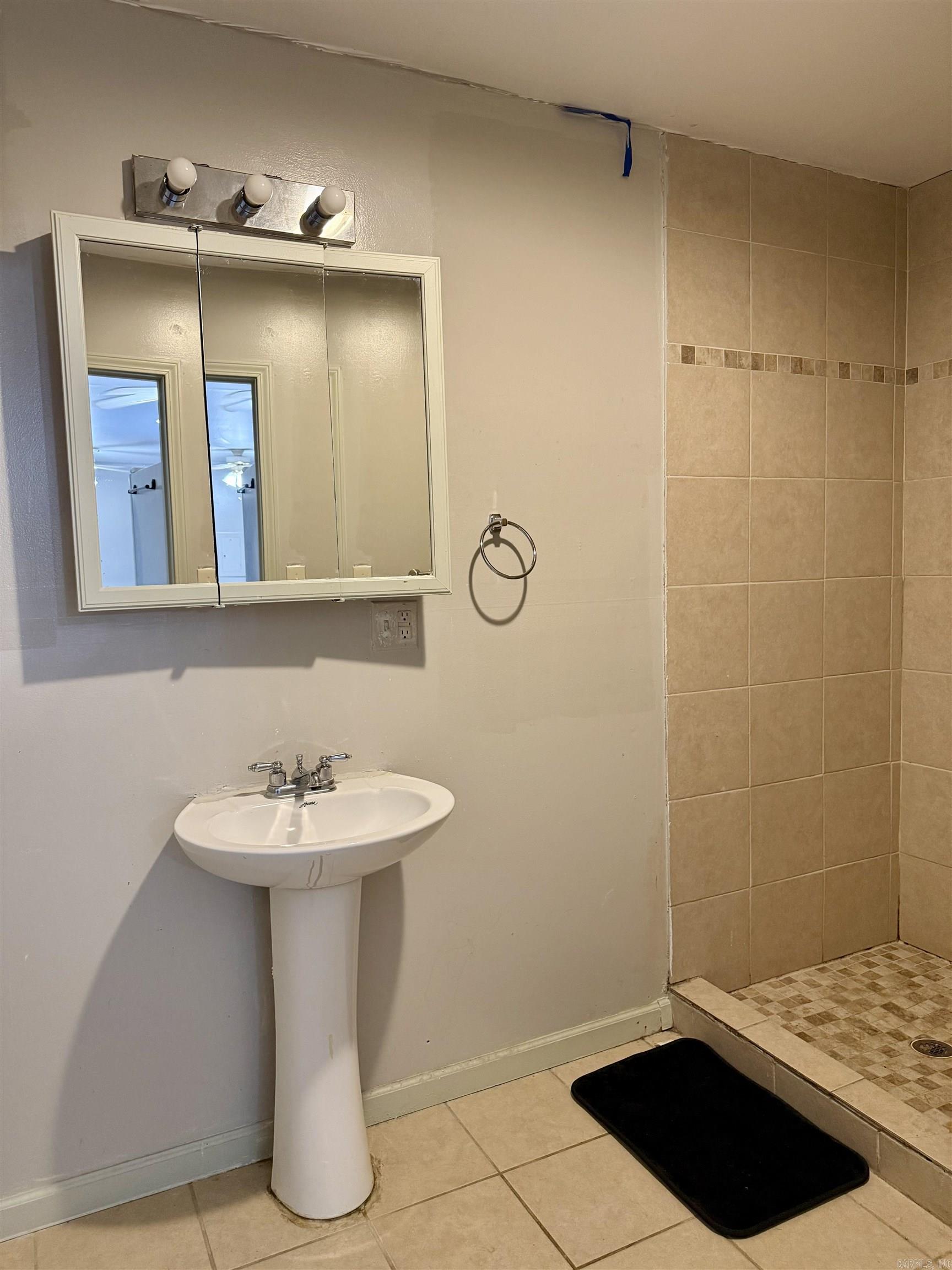 3739 Hwy 16  Pangburn, AR