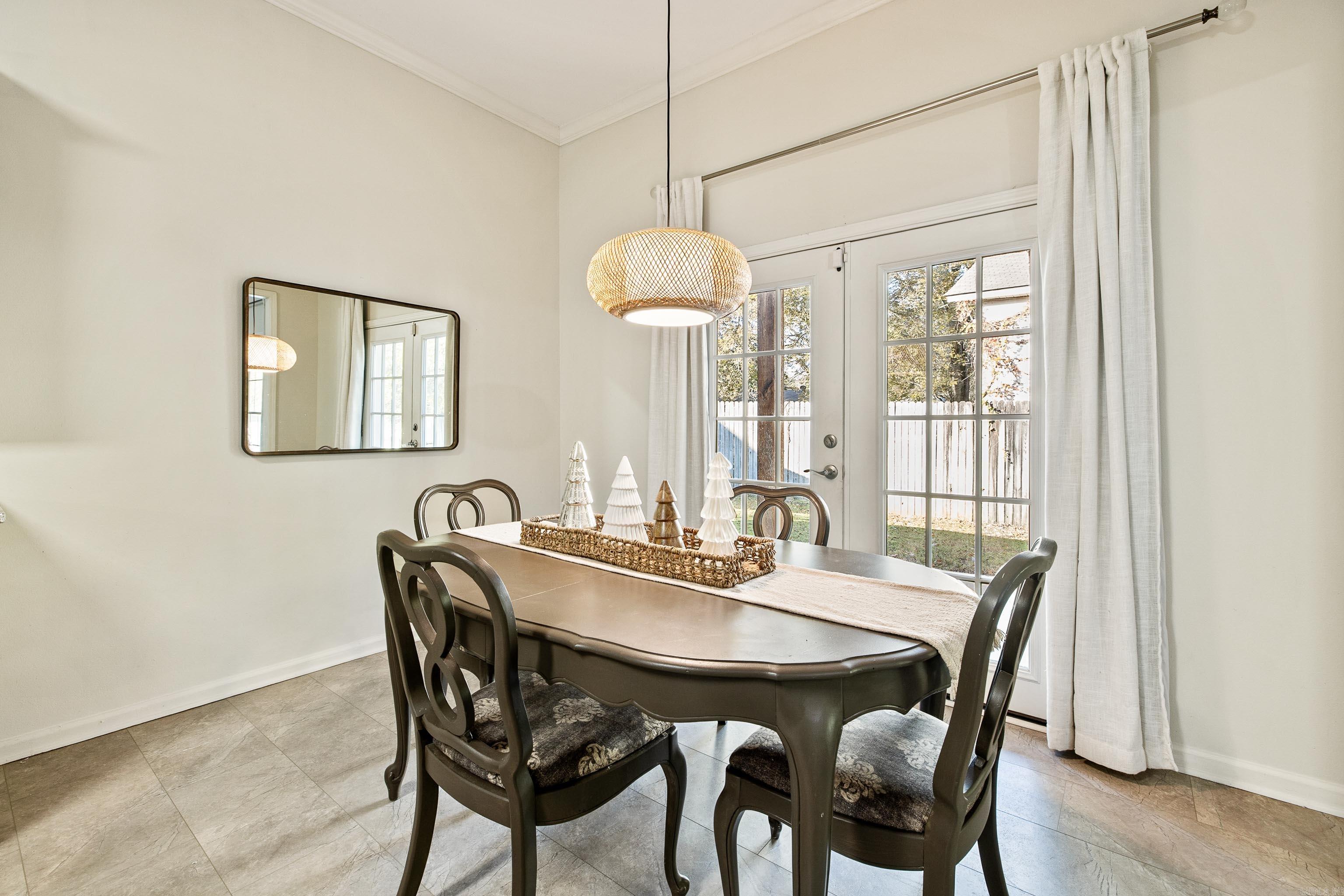 6121 Westminster Benton, AR 72019