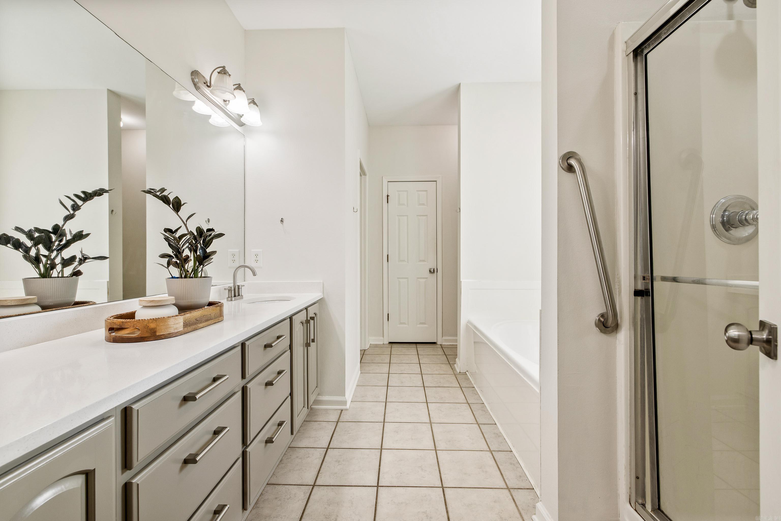 6121 Westminster Benton, AR 72019