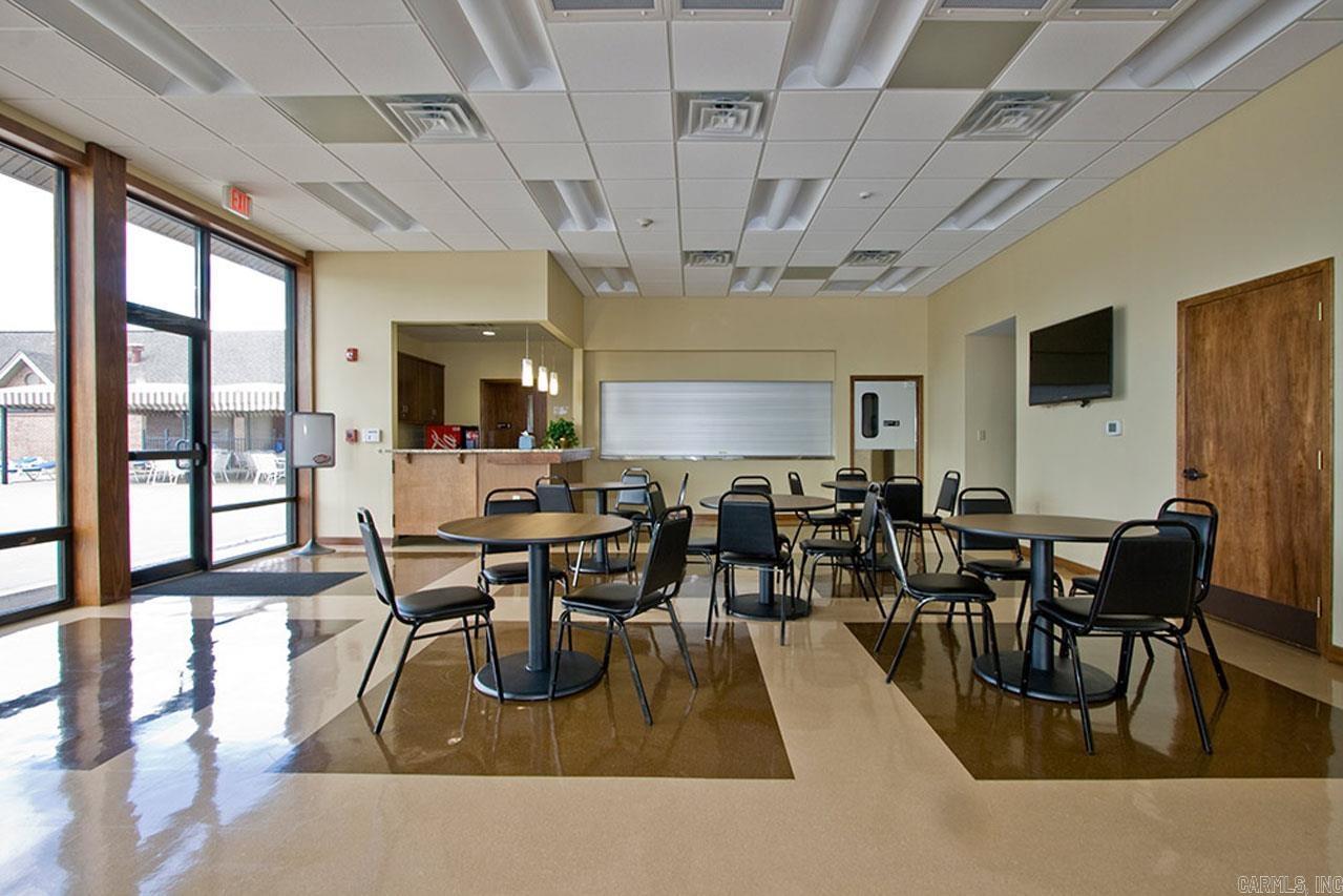 6121 Westminster Benton, AR 72019