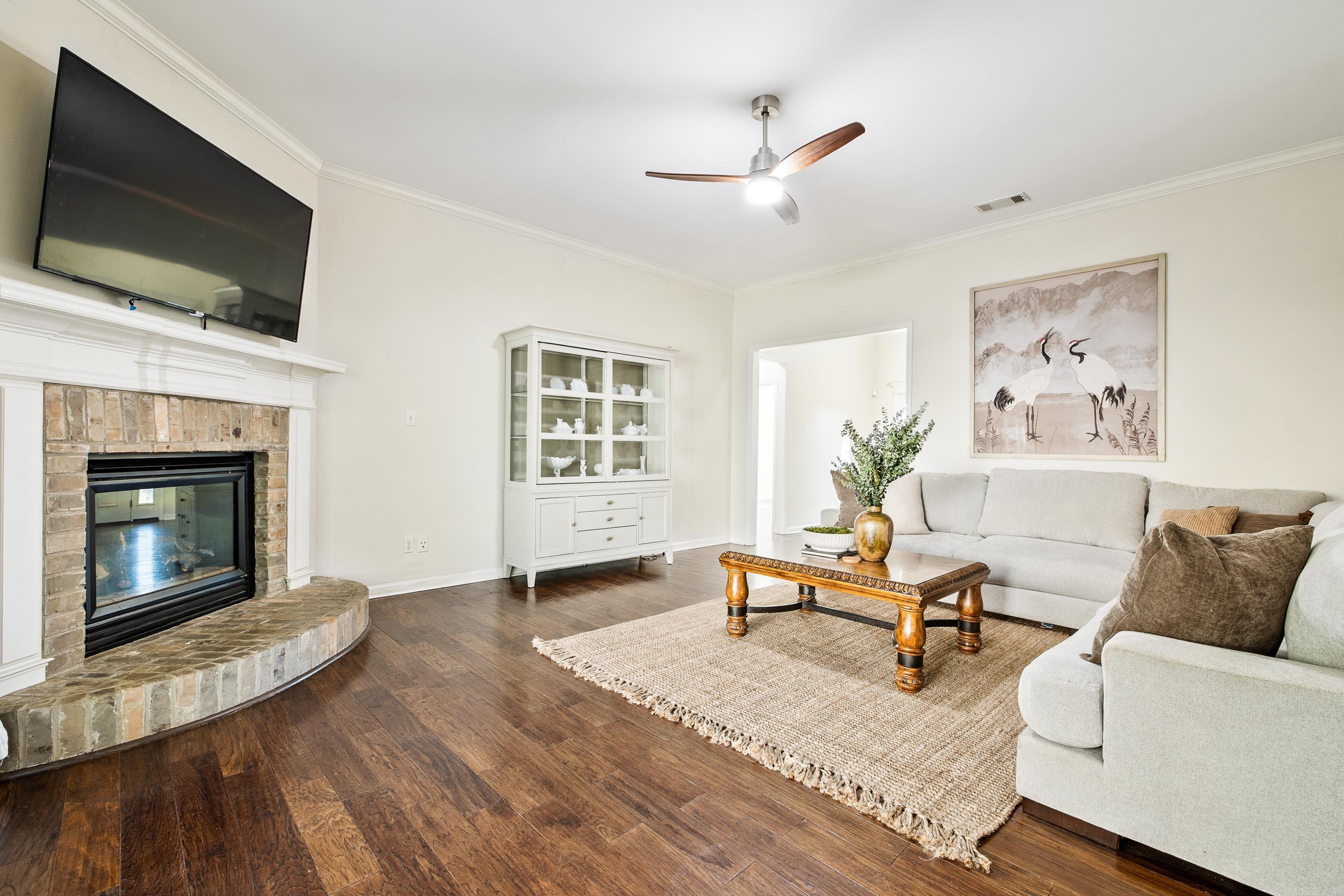 6121 Westminster Benton, AR 72019