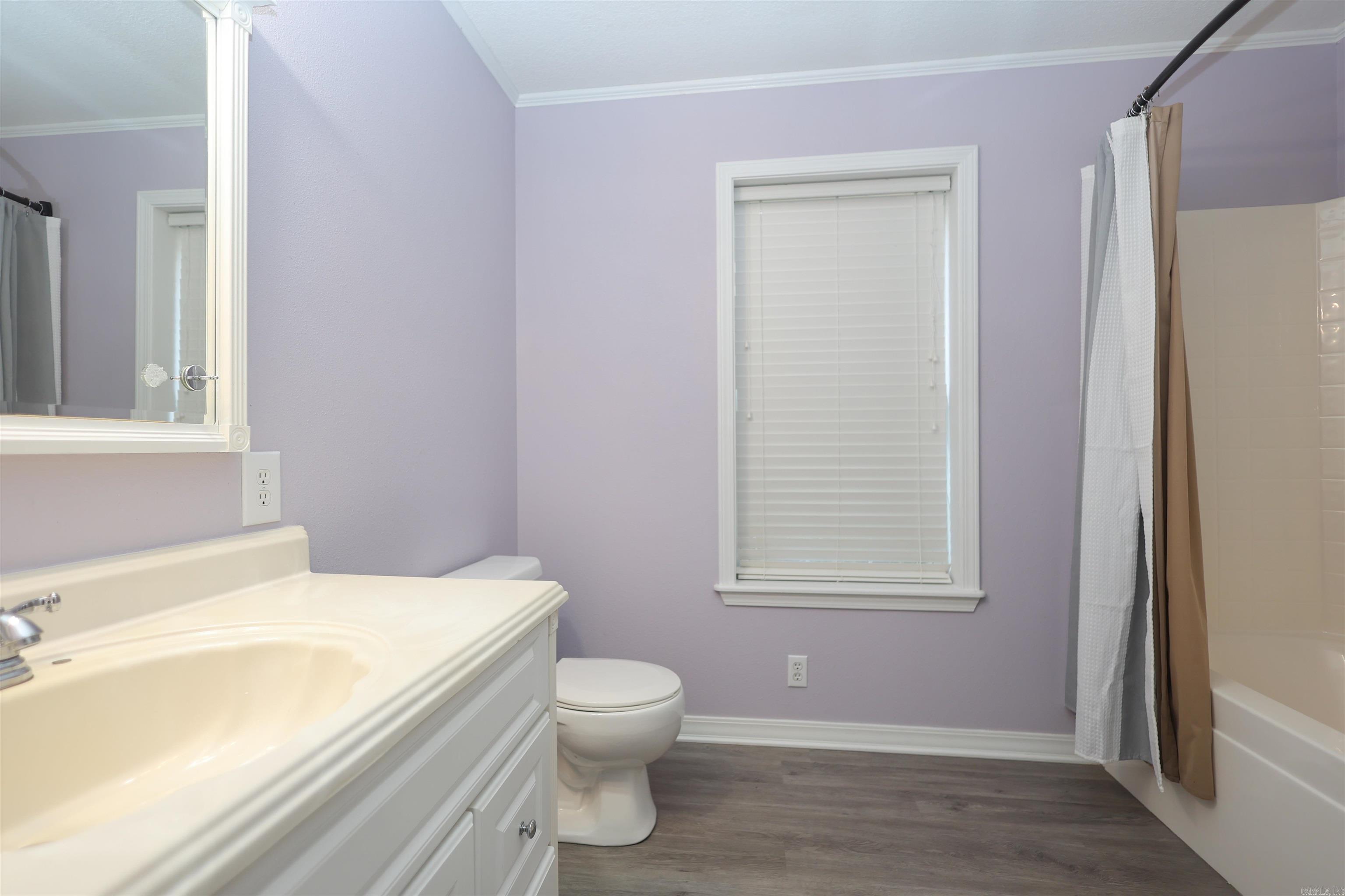 221 Perry  Glenwood, AR