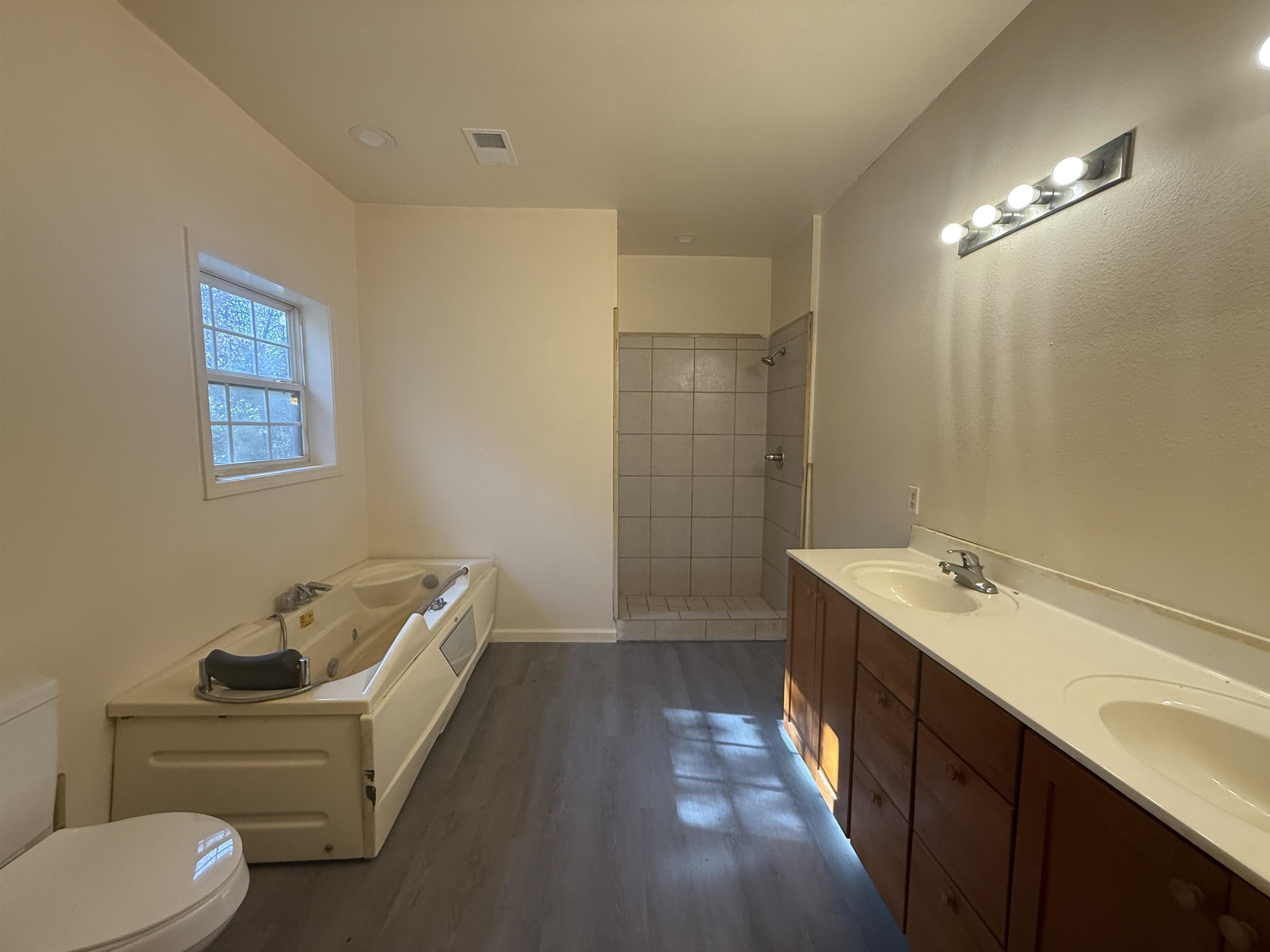 11 Immokalee  Cherokee Village, AR