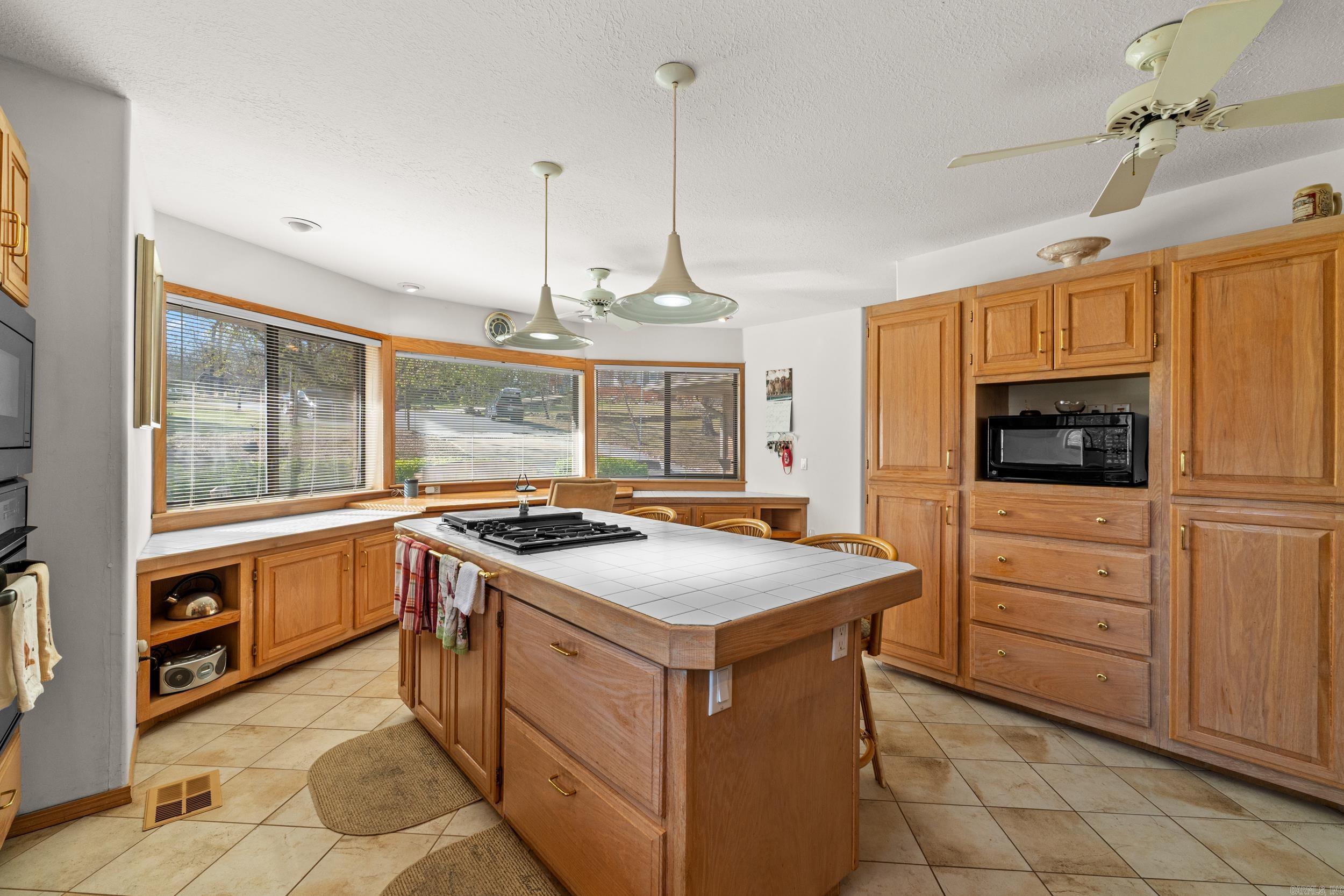 127 Concord Place Bull Shoals, AR 72619