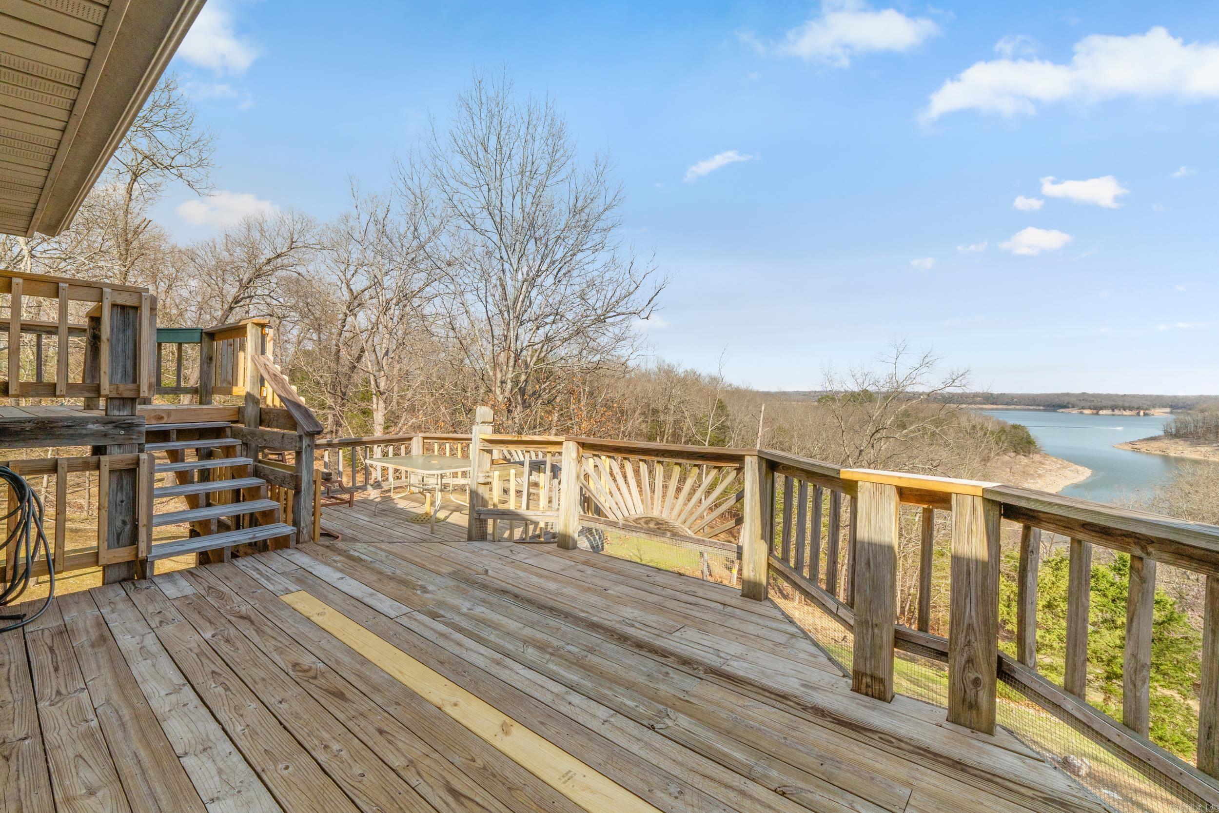 127 Concord Place Bull Shoals, AR 72619