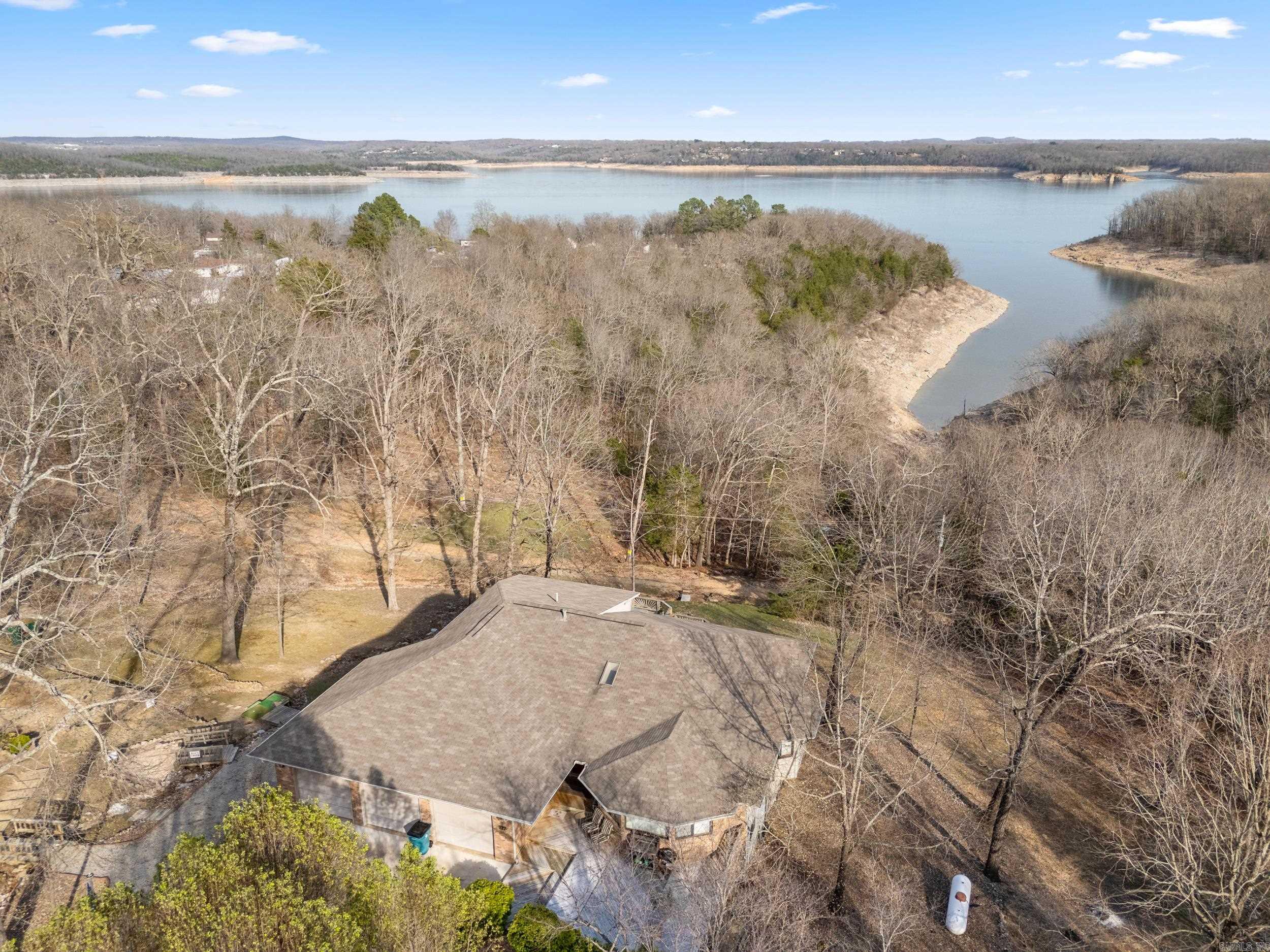 127 Concord Place Bull Shoals, AR 72619