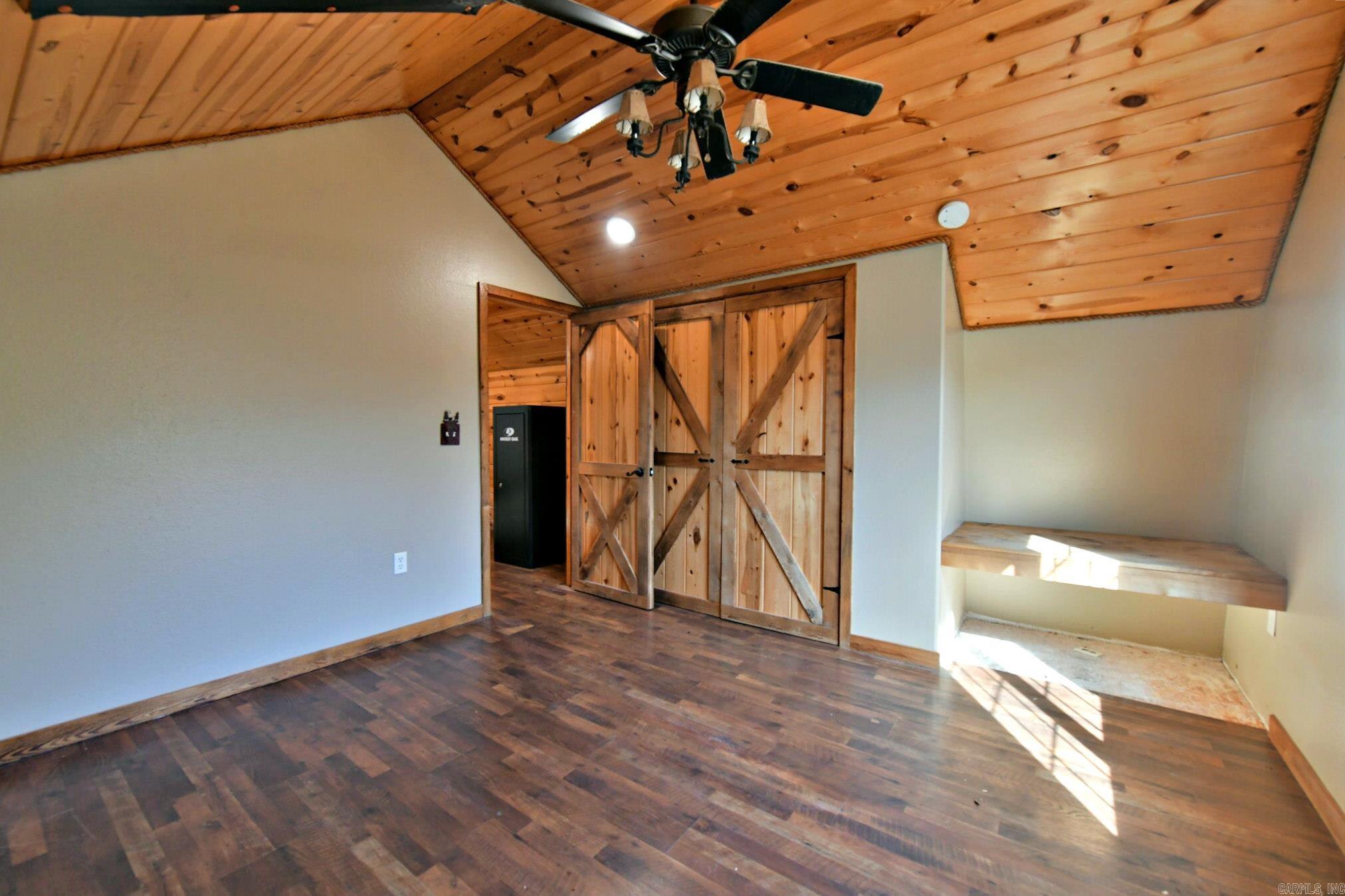 430 Polk Road 65 Mena, AR 71953