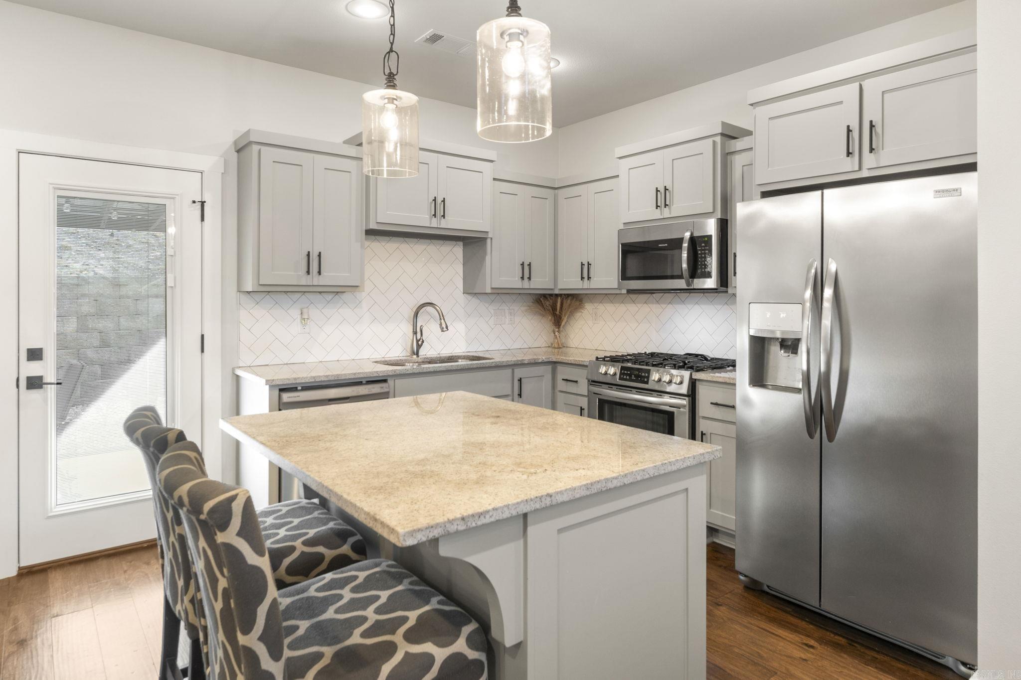 18715 Lochridge Drive Little Rock, AR 72210