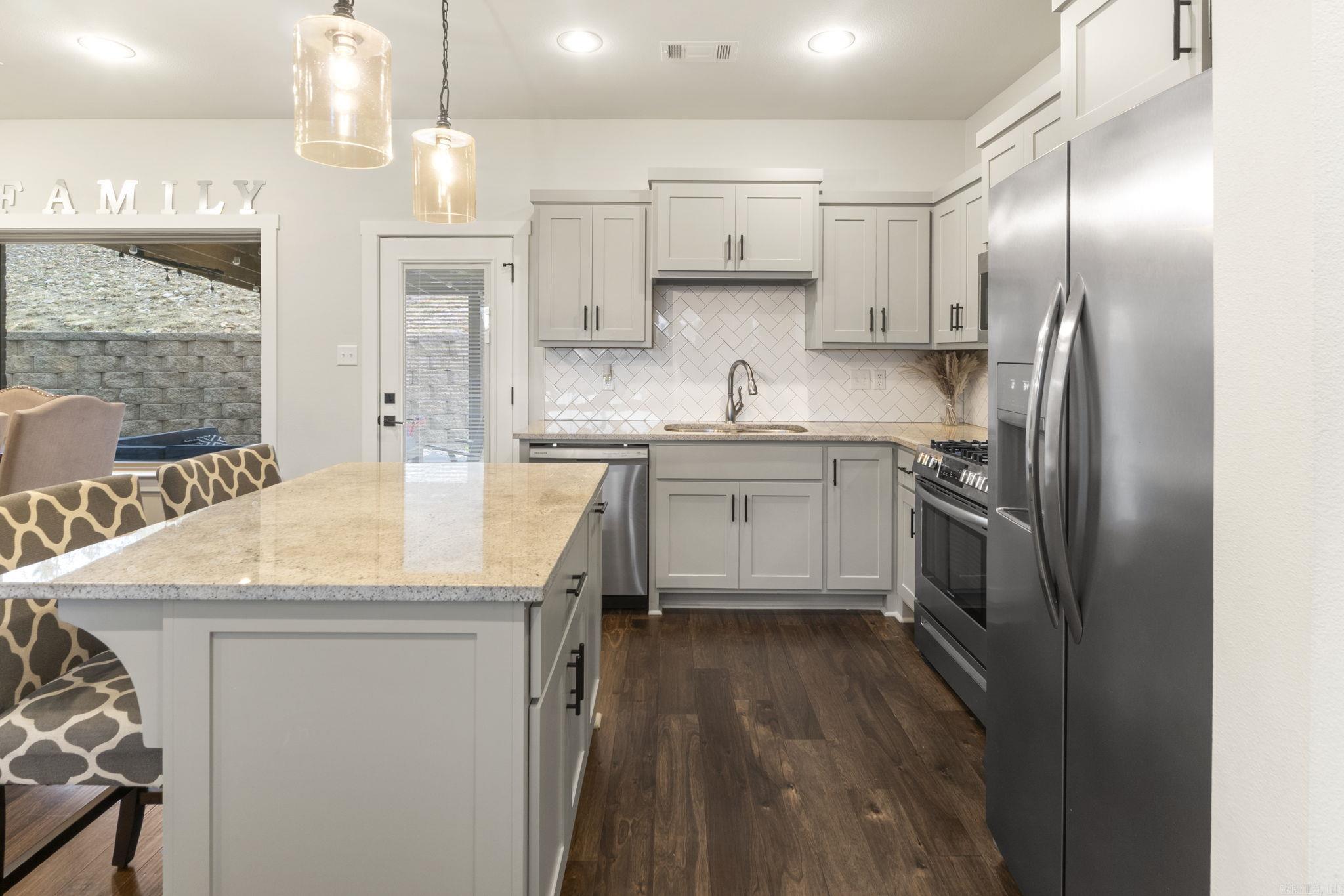 18715 Lochridge Drive Little Rock, AR 72210