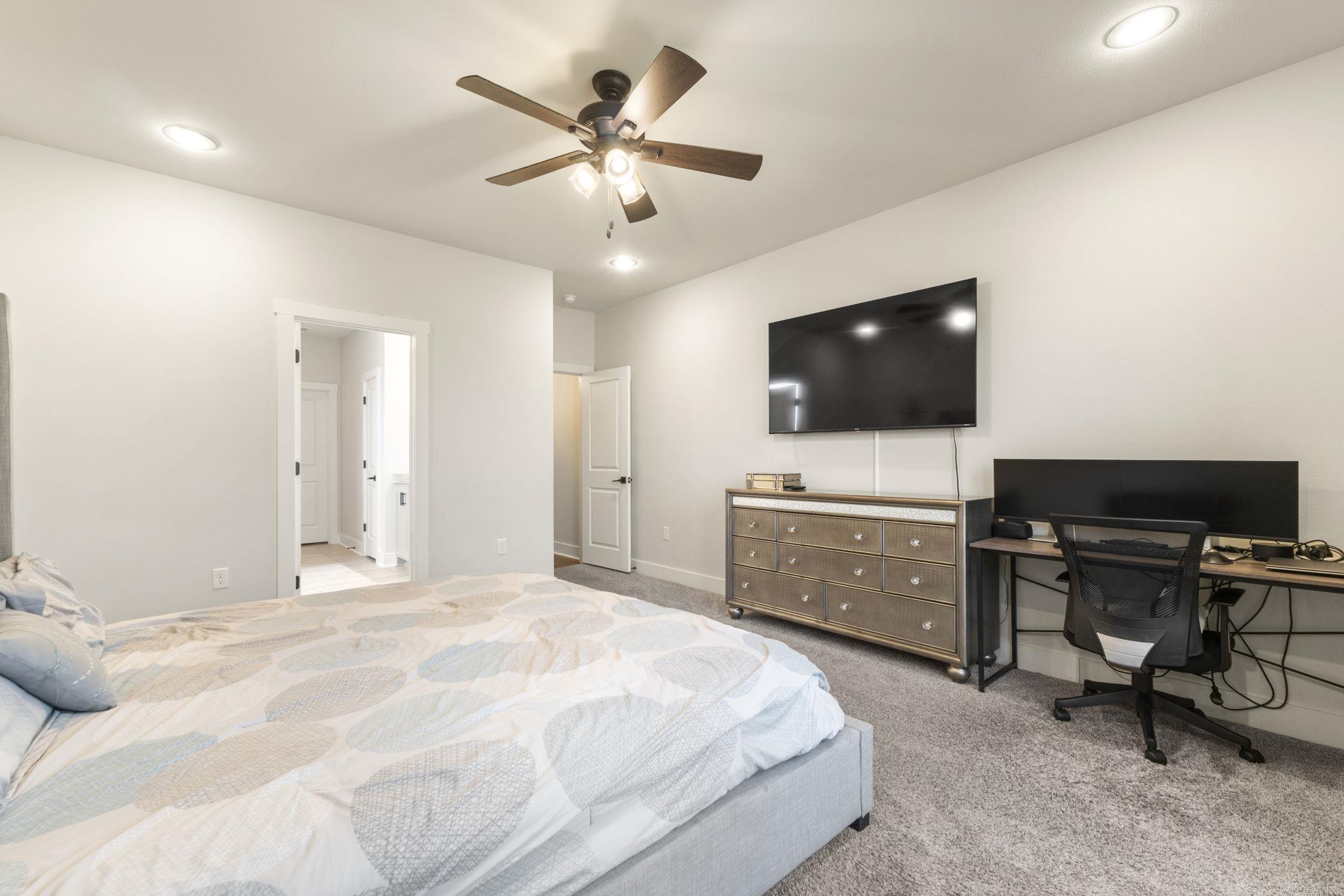 18715 Lochridge Drive Little Rock, AR 72210