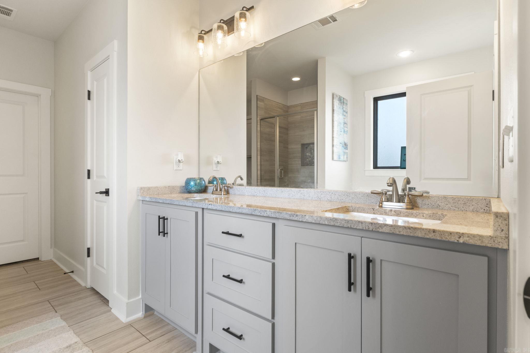 18715 Lochridge Drive Little Rock, AR 72210