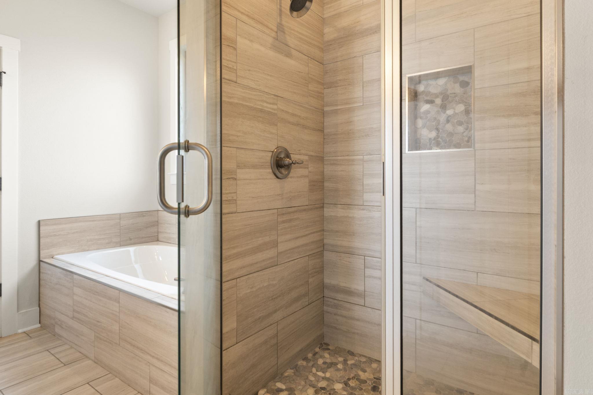 18715 Lochridge Drive Little Rock, AR 72210