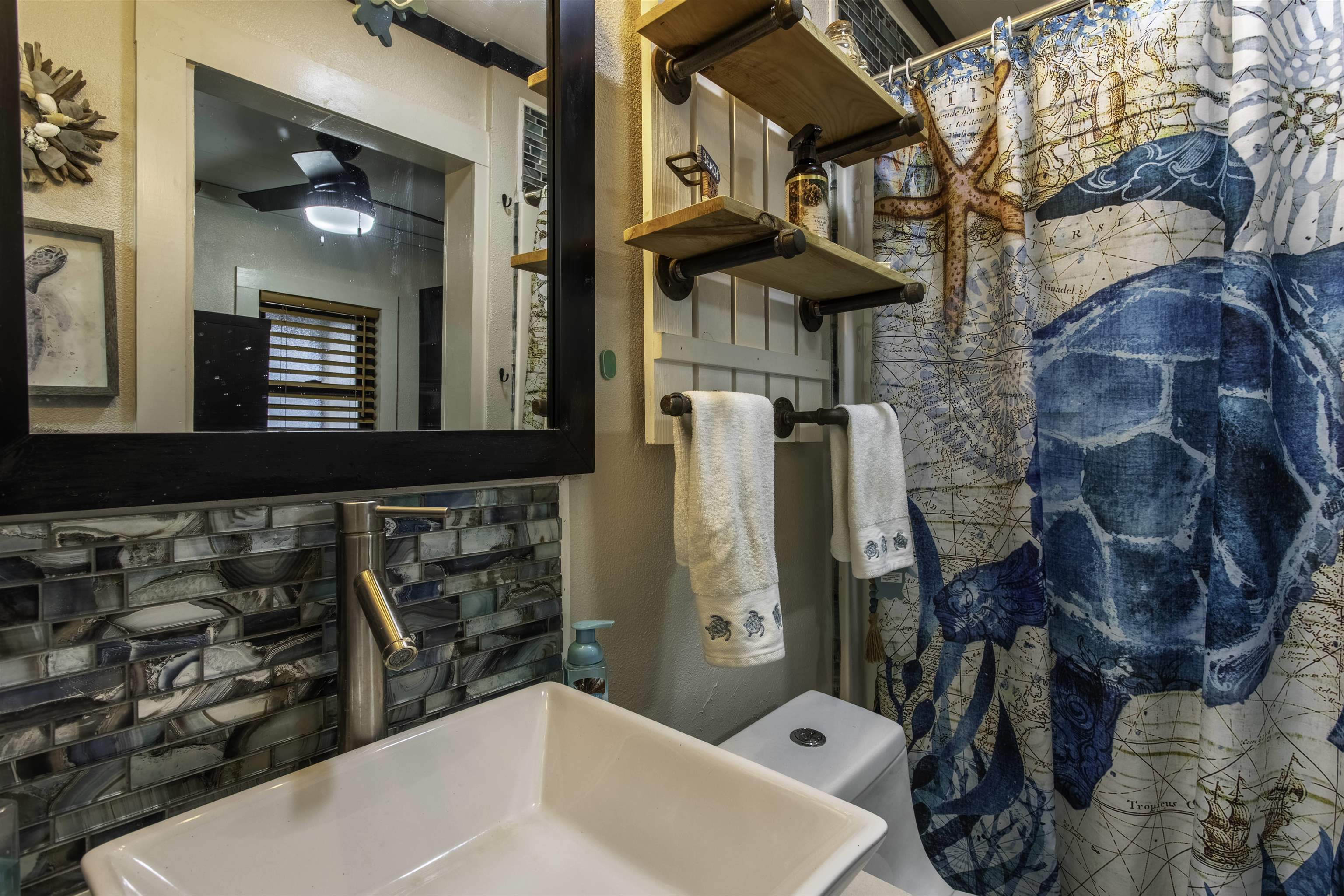 25 Bobo Drive Hardy, AR 72542