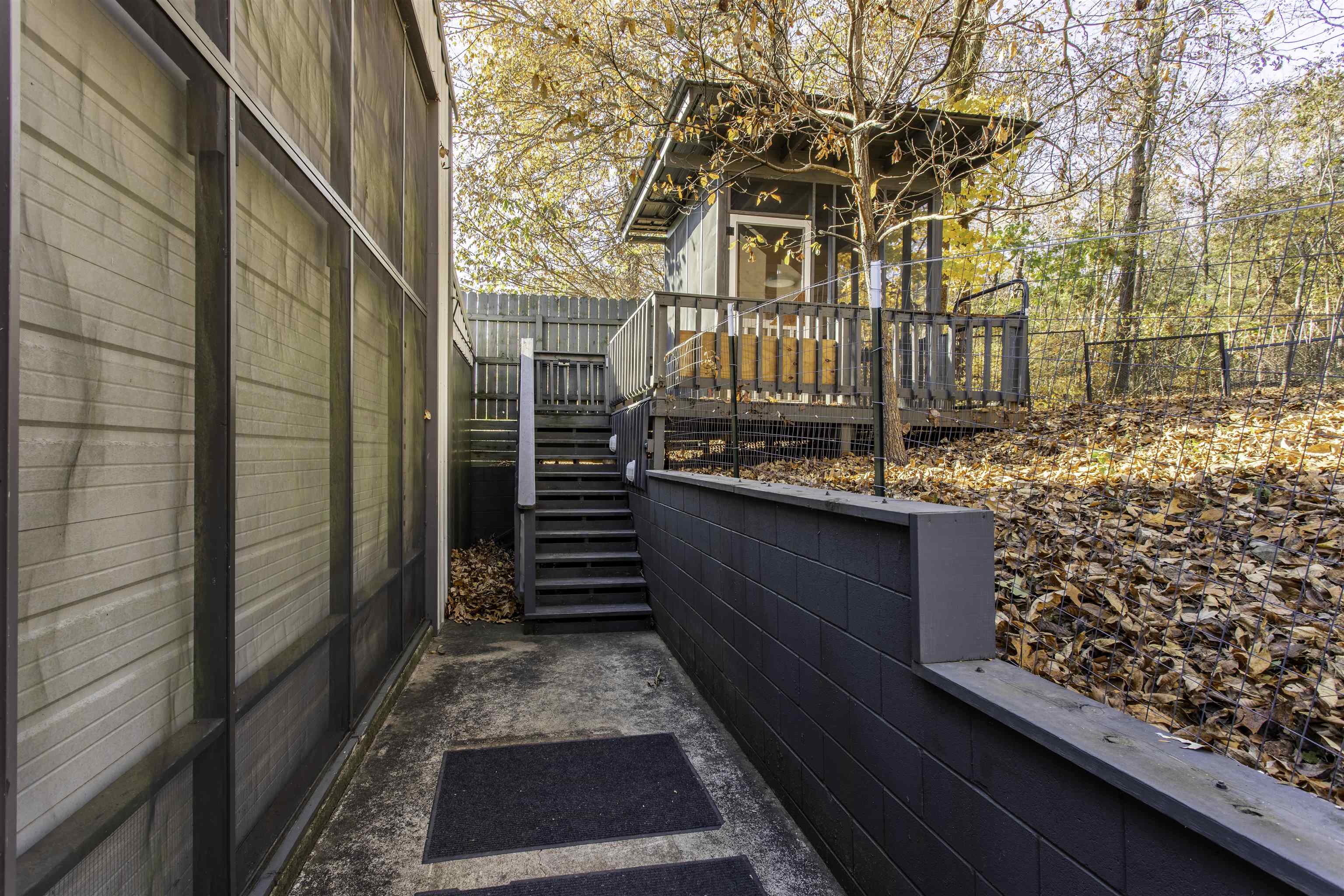 25 Bobo Drive Hardy, AR 72542