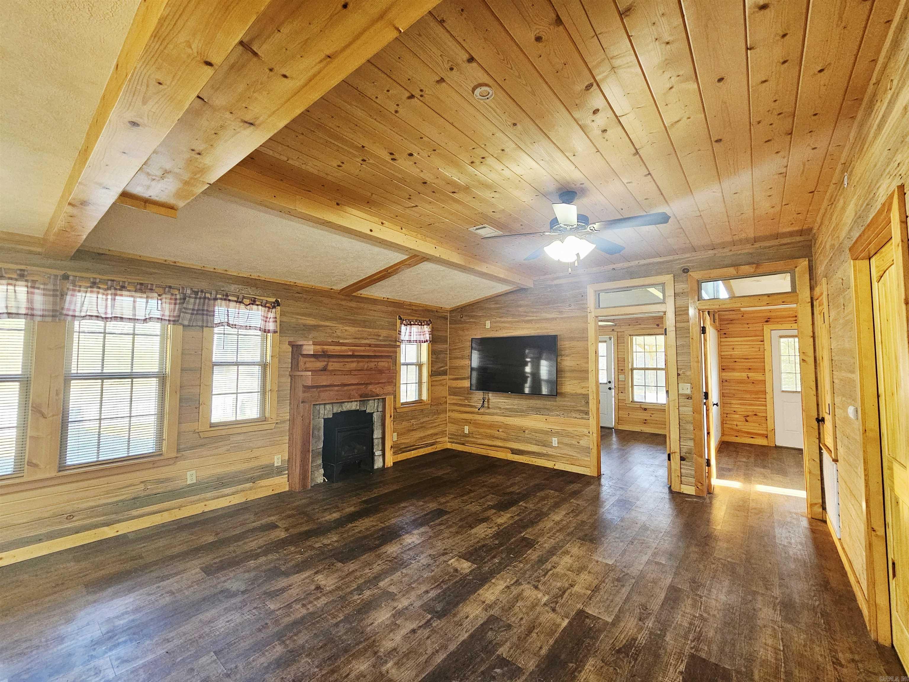 133 Gulf Mountain Road Scotland, AR 72141