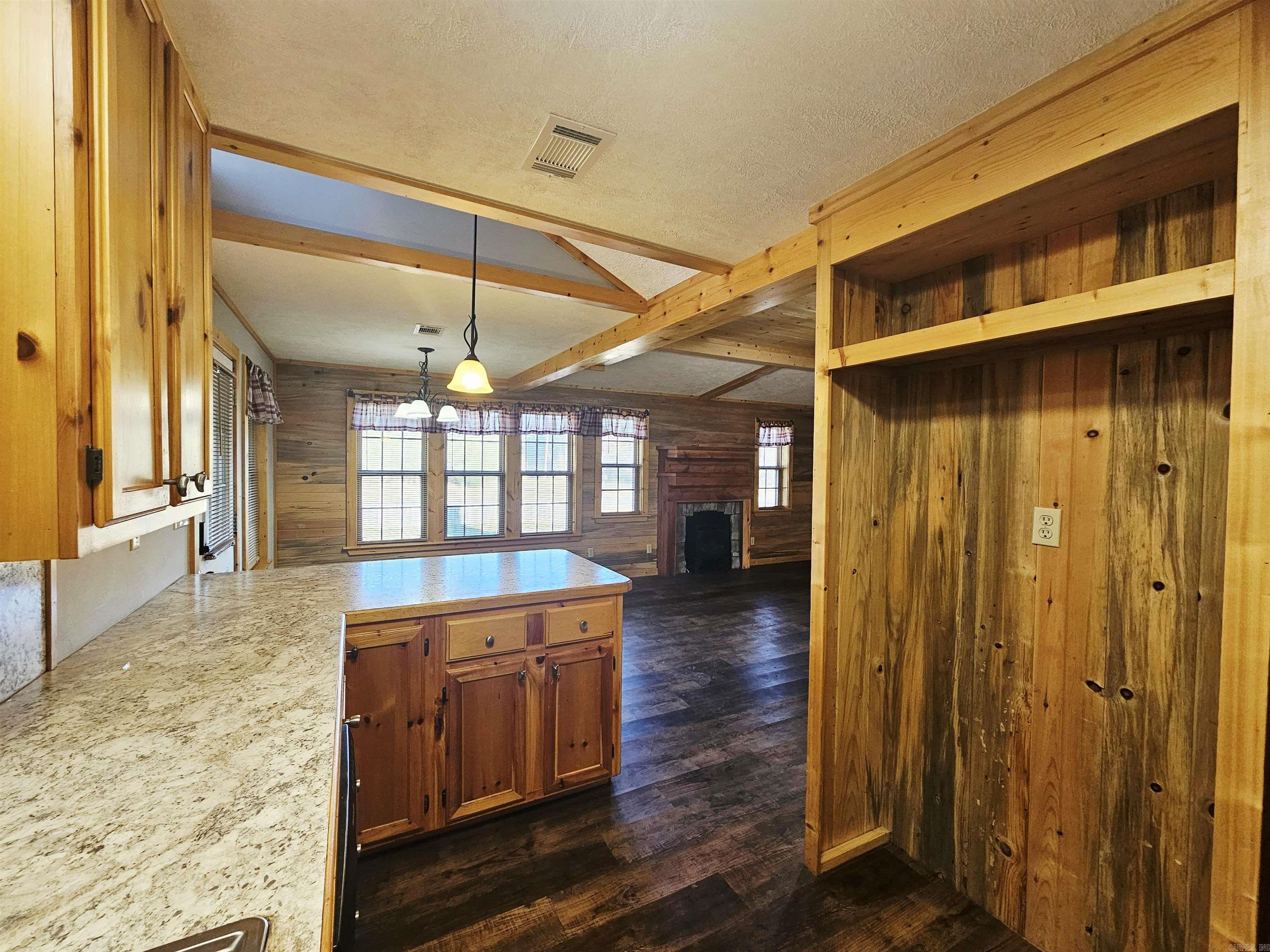 133 Gulf Mountain Road Scotland, AR 72141