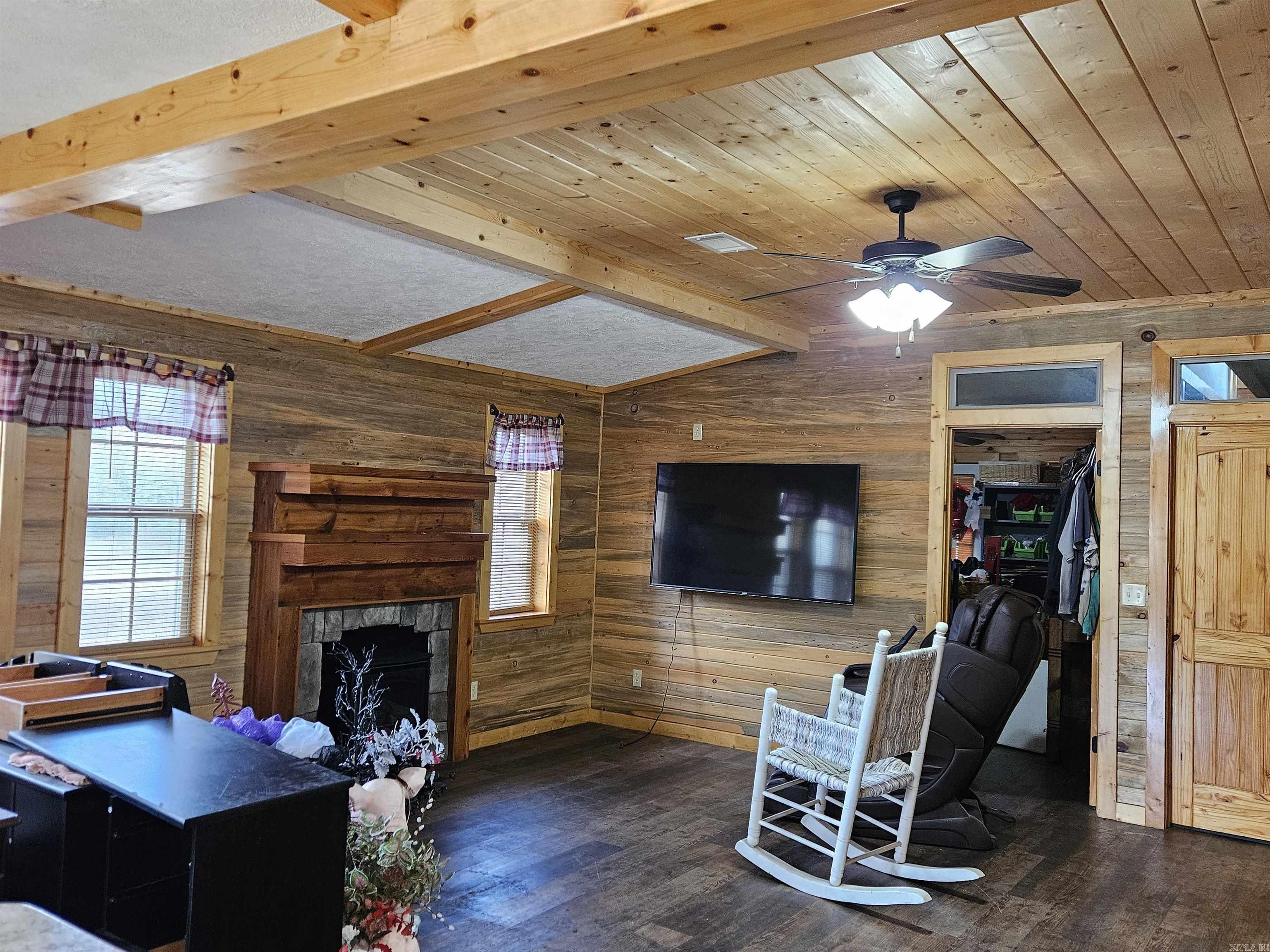 133 Gulf Mountain Road Scotland, AR 72141