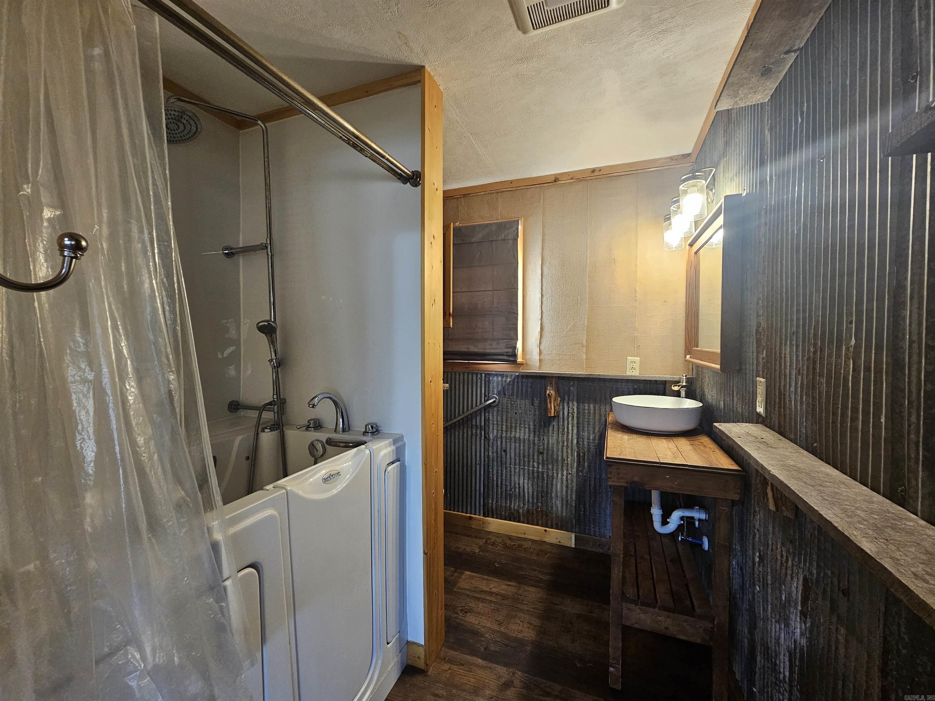 133 Gulf Mountain Road Scotland, AR 72141