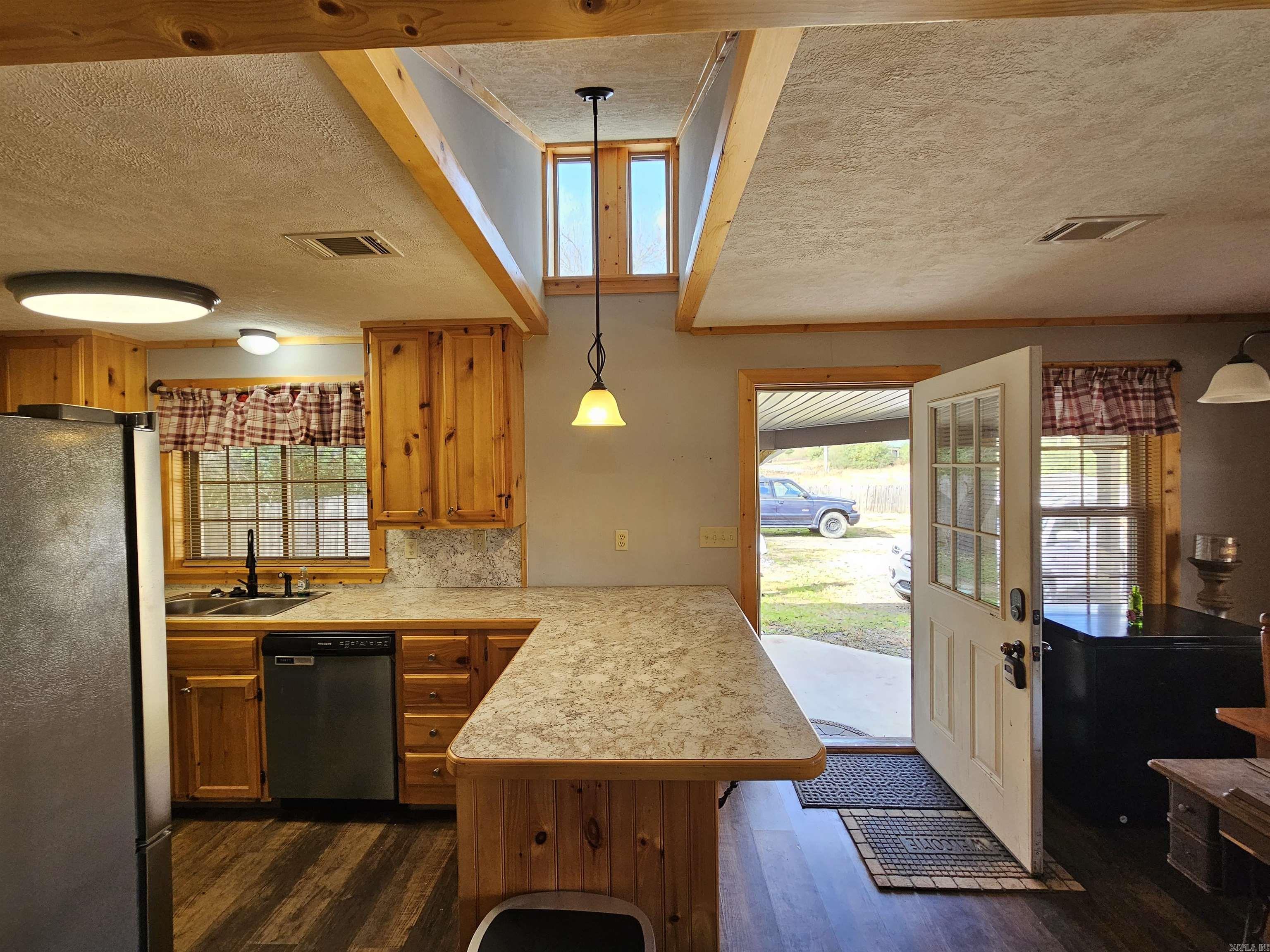 133 Gulf Mountain Road Scotland, AR 72141