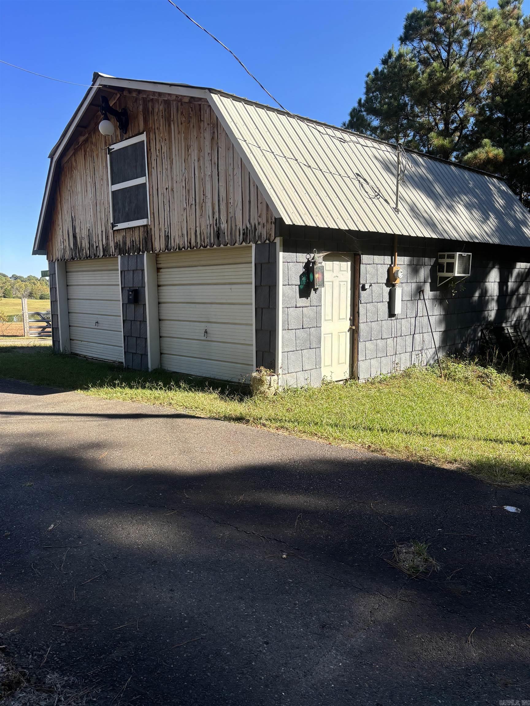 318 Trap Mountain  Hot Springs National Park, AR