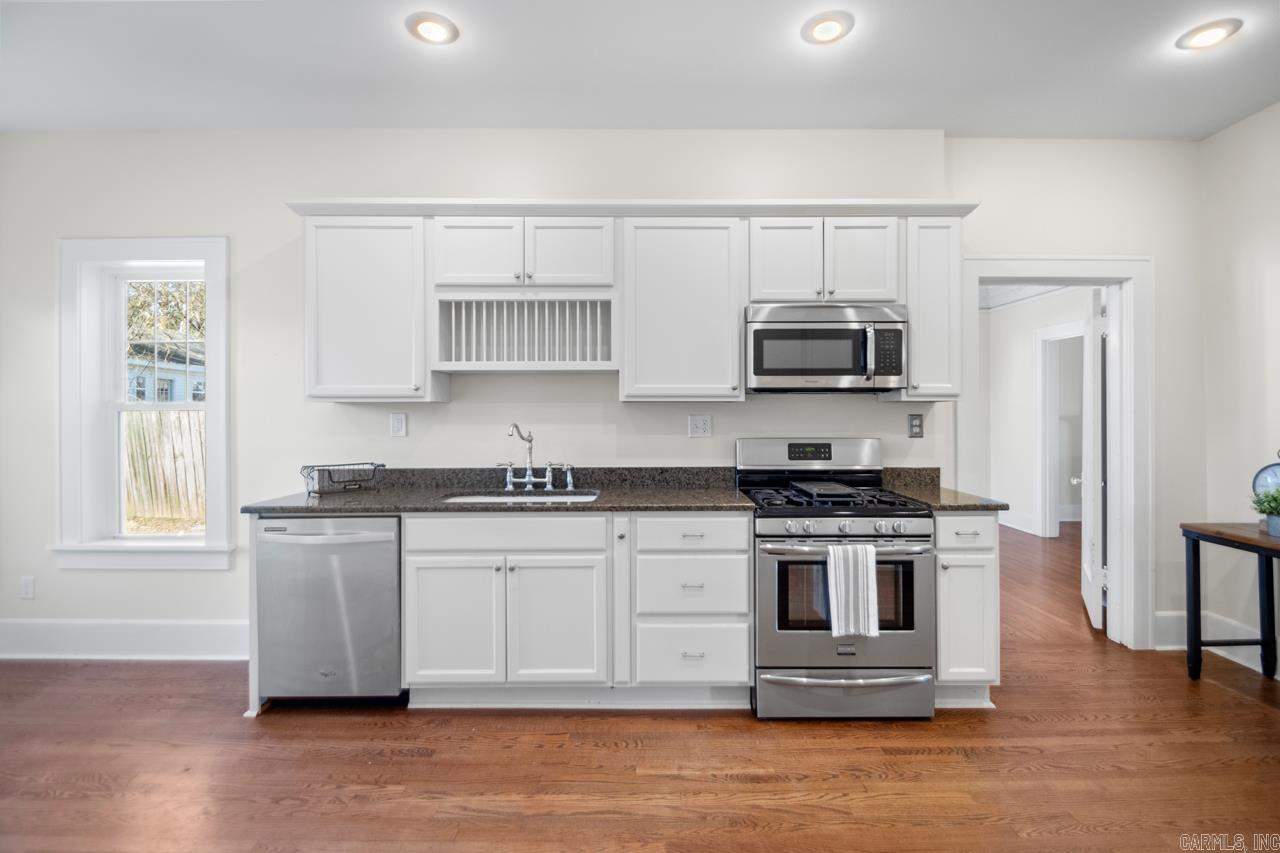 100 Colonial Court Little Rock, AR 72205