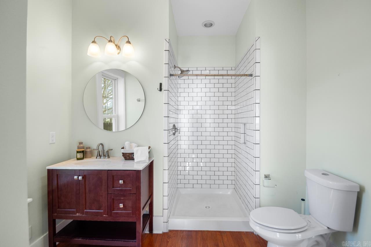 100 Colonial Court Little Rock, AR 72205