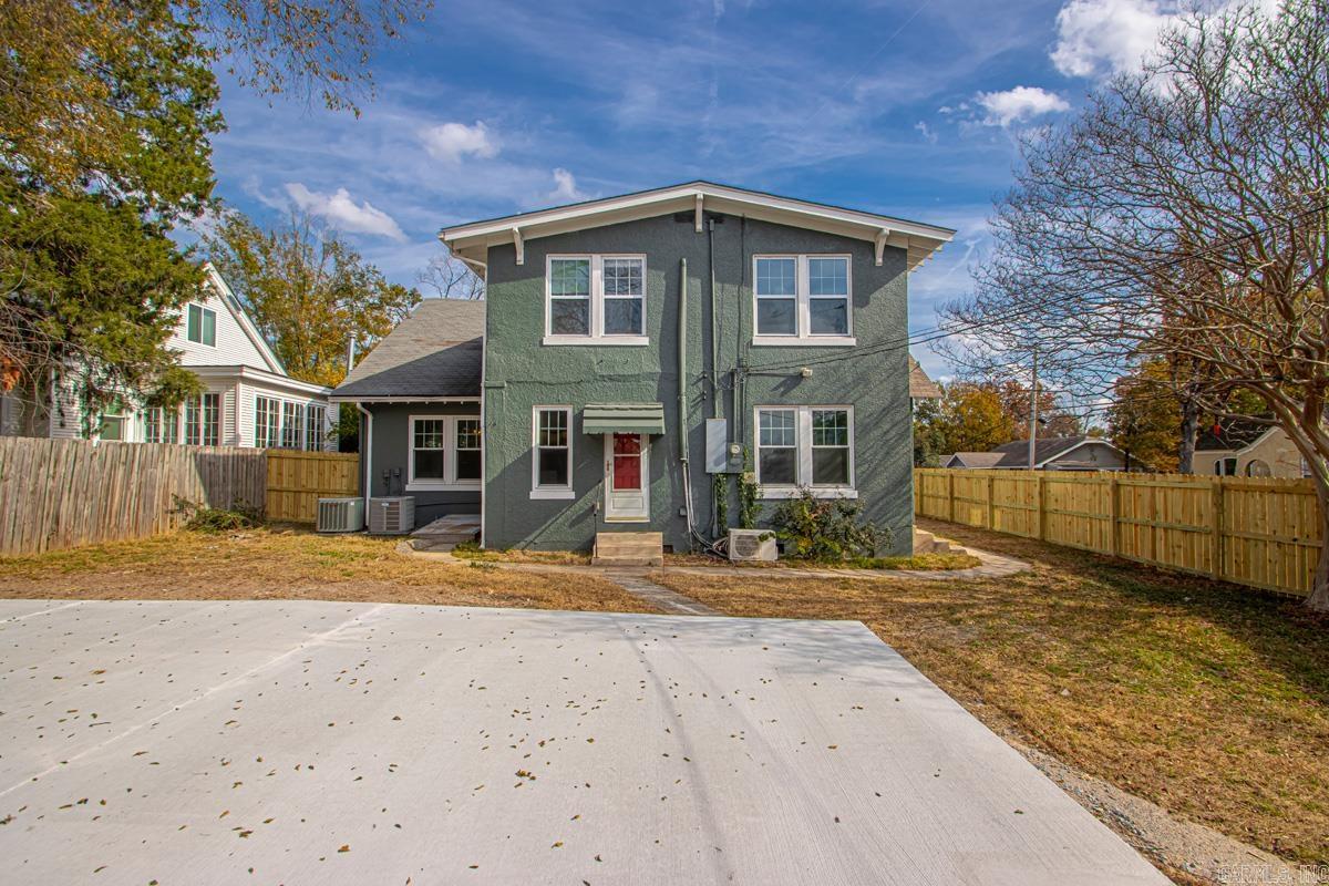 100 Colonial Court Little Rock, AR 72205