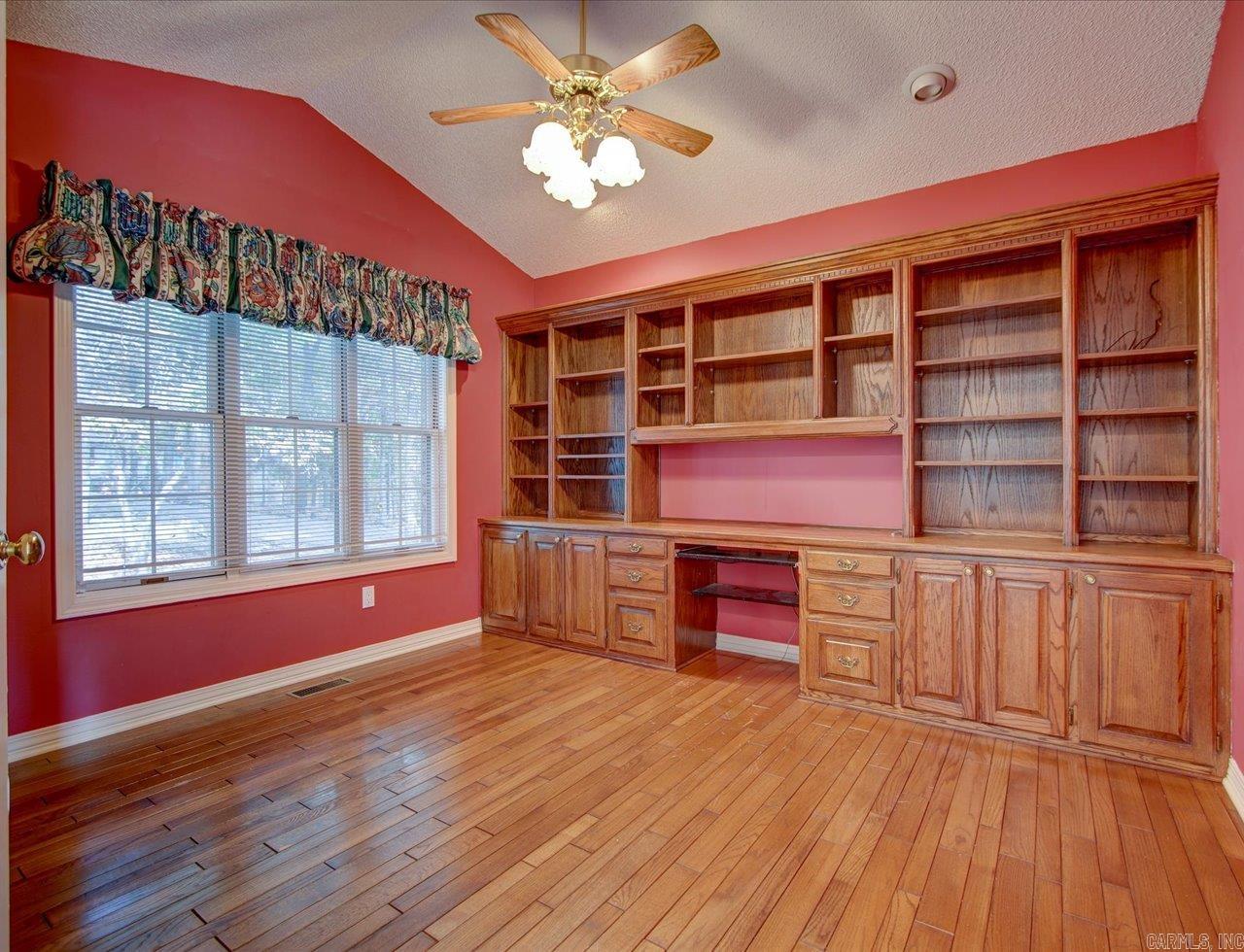 9 Sur Lane Hot Springs Village, AR 71909