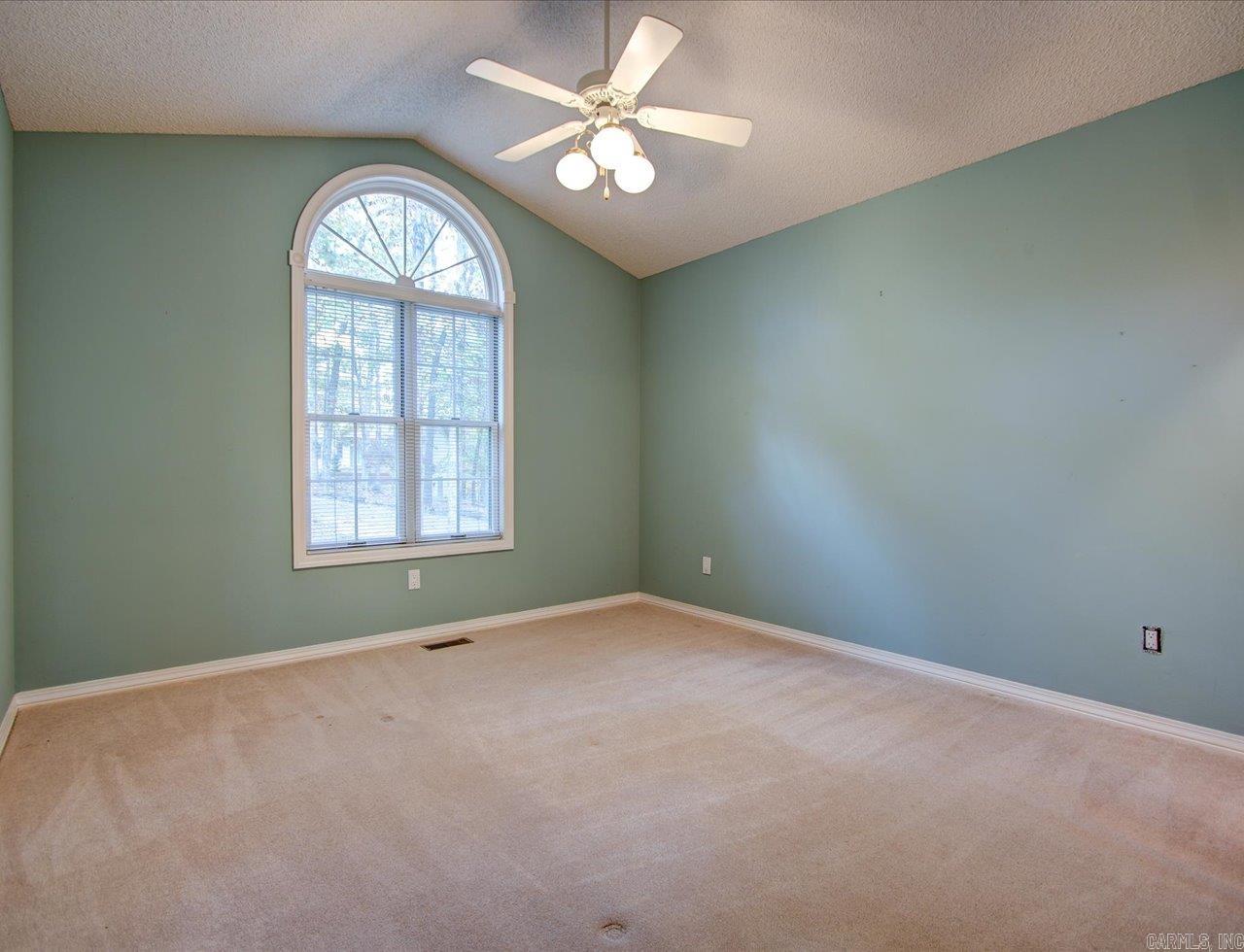 9 Sur Lane Hot Springs Village, AR 71909