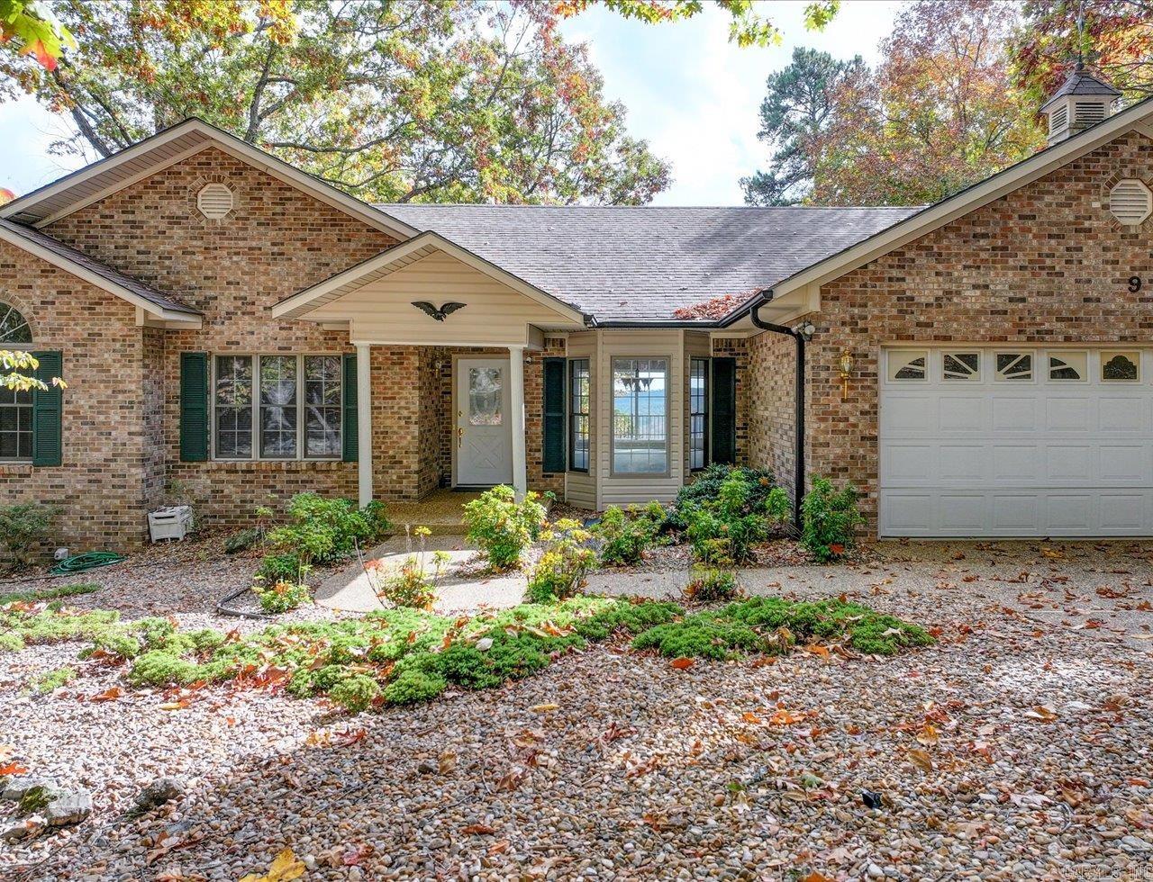 9 Sur Lane Hot Springs Village, AR 71909