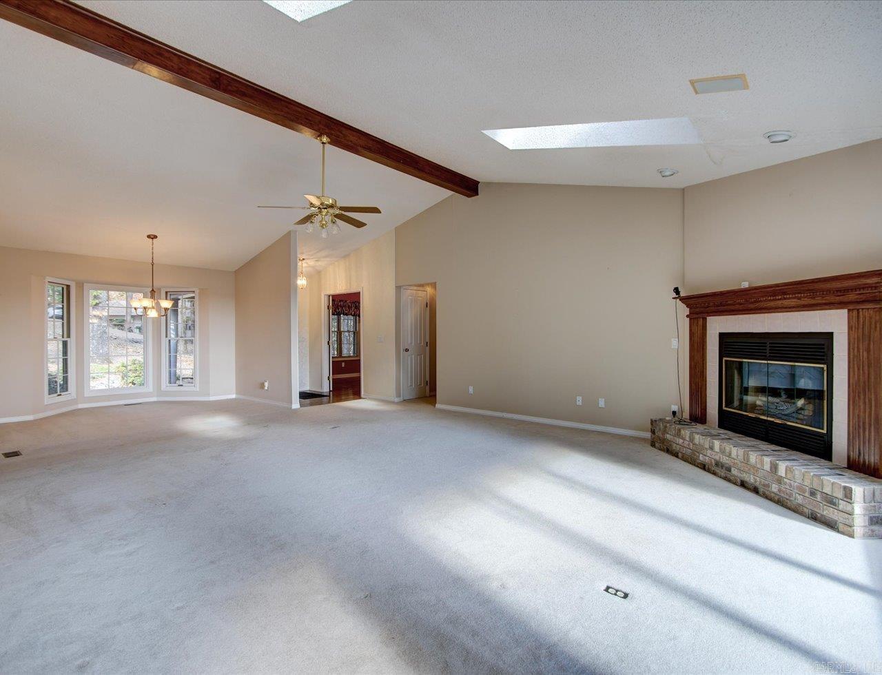 9 Sur Lane Hot Springs Village, AR 71909