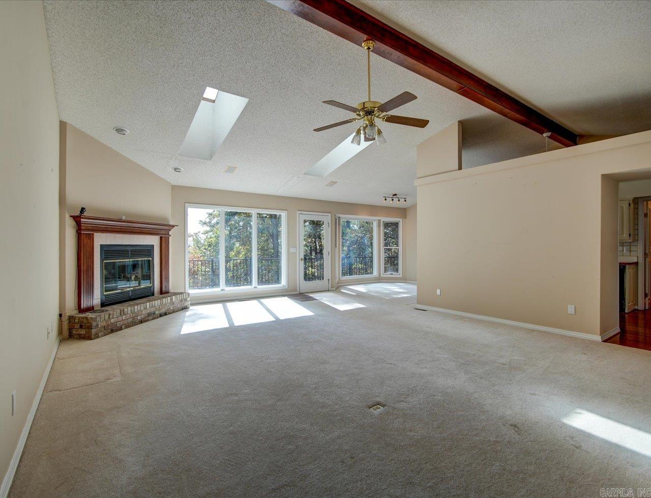 9 Sur Lane Hot Springs Village, AR 71909