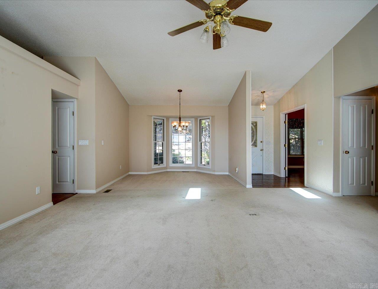 9 Sur Lane Hot Springs Village, AR 71909