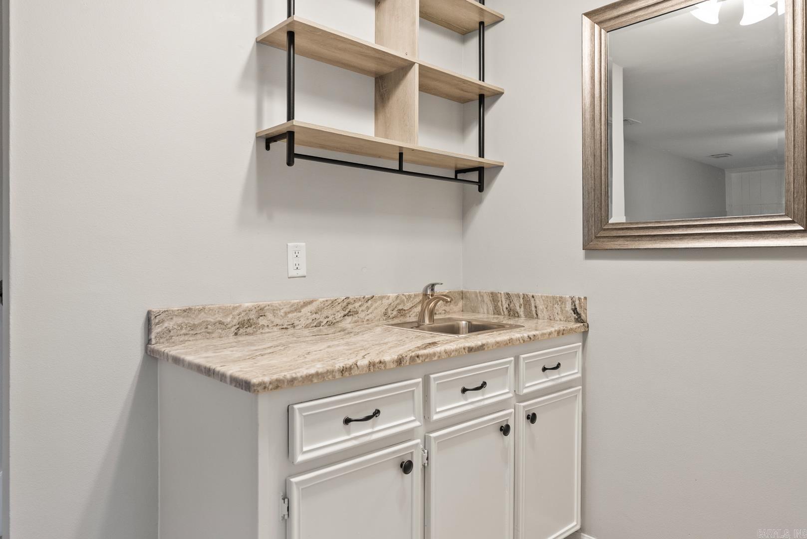 2 Forest Maple Court Little Rock, AR 72223