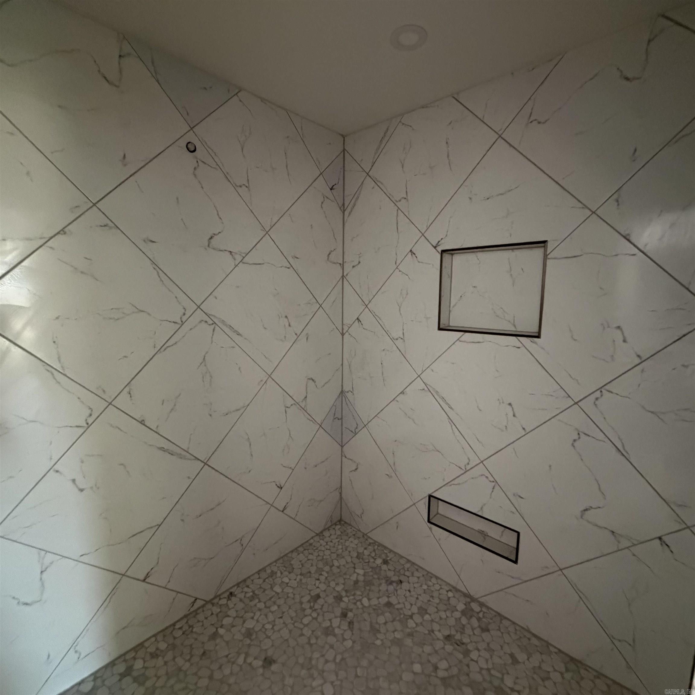 1041 Duke Drive Bauxite, AR 72011