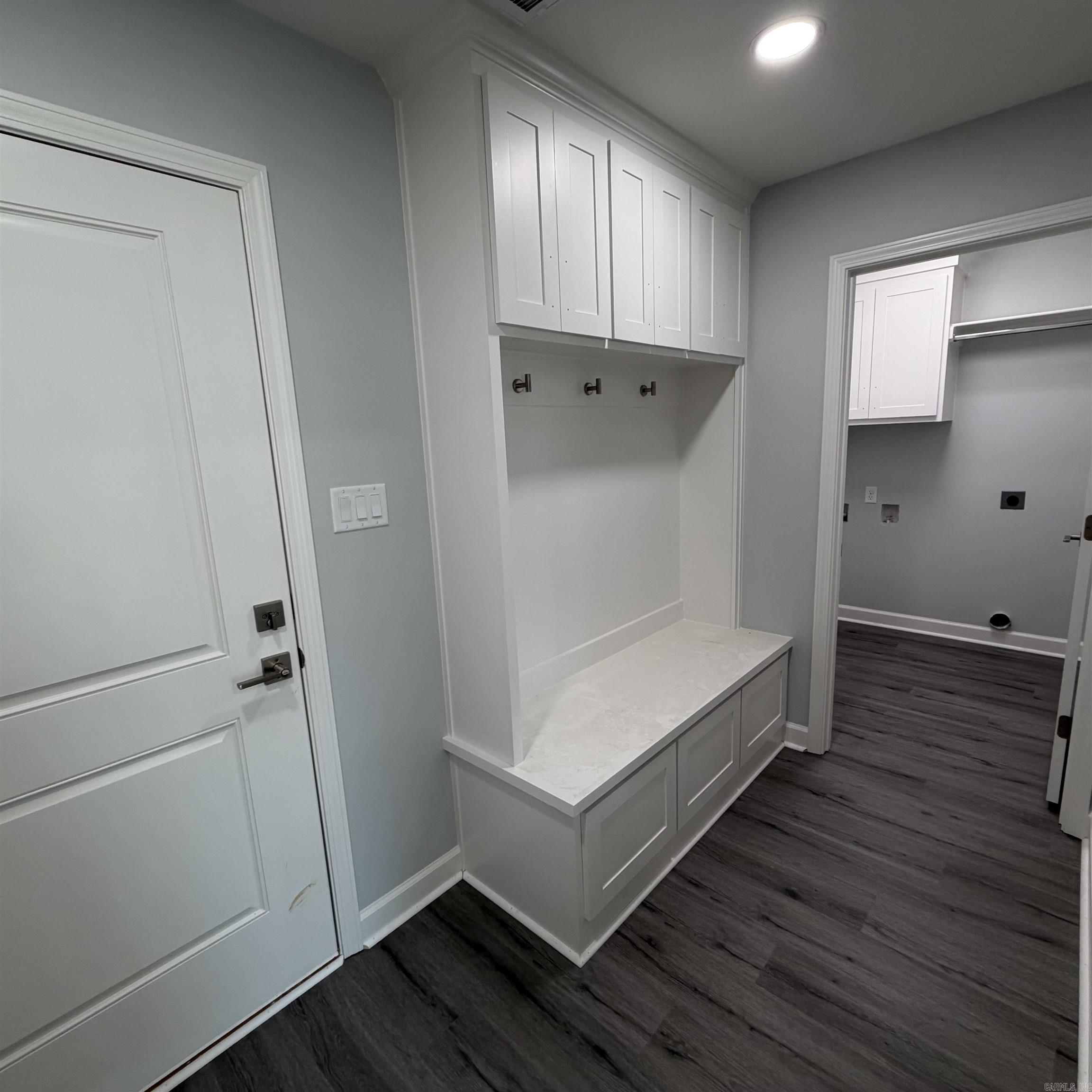 1041 Duke Drive Bauxite, AR 72011