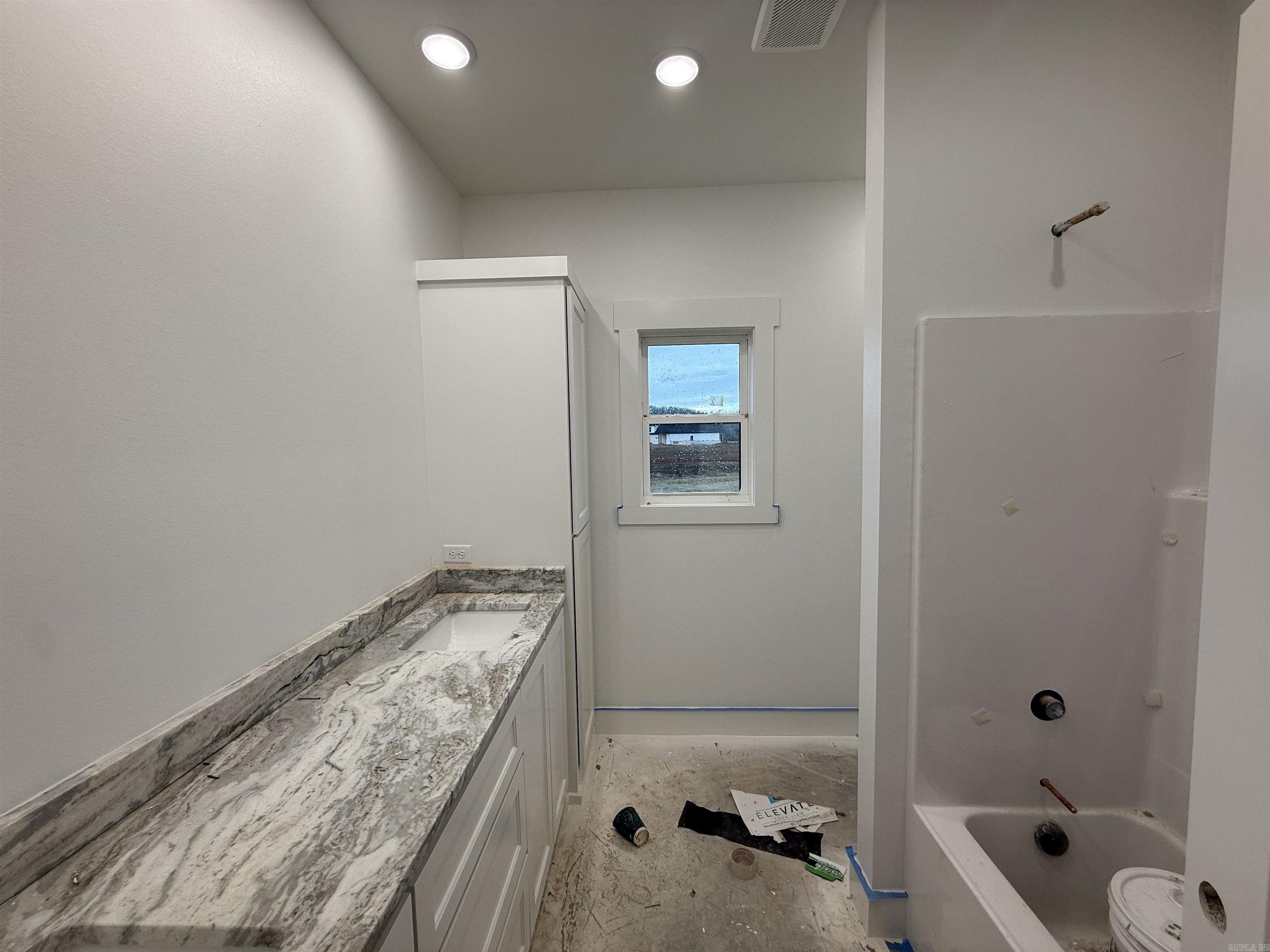 10 Republican Meadow Lane Greenbrier, AR 72058